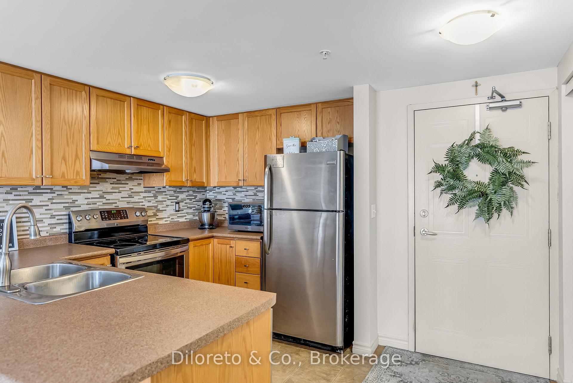Photo 3 of Unit 309, 39 Goodwin Drive, Guelph, Pineridge/Westminster Woods — HOMEH