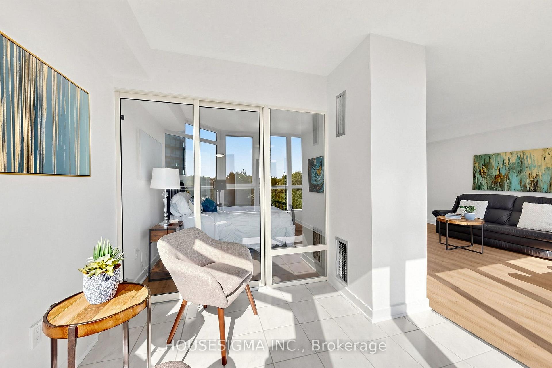 Photo 9 of Unit 401, 3231 Eglinton Avenue E, Scarborough, Scarborough Village — HOMEH