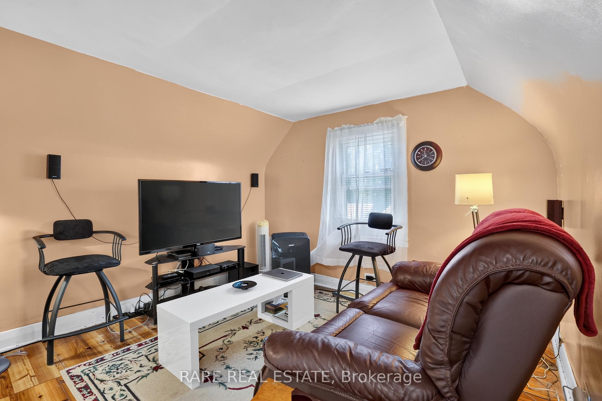 Photo 20 of 11 Wood Street, Barrie, Allandale — HOMEH