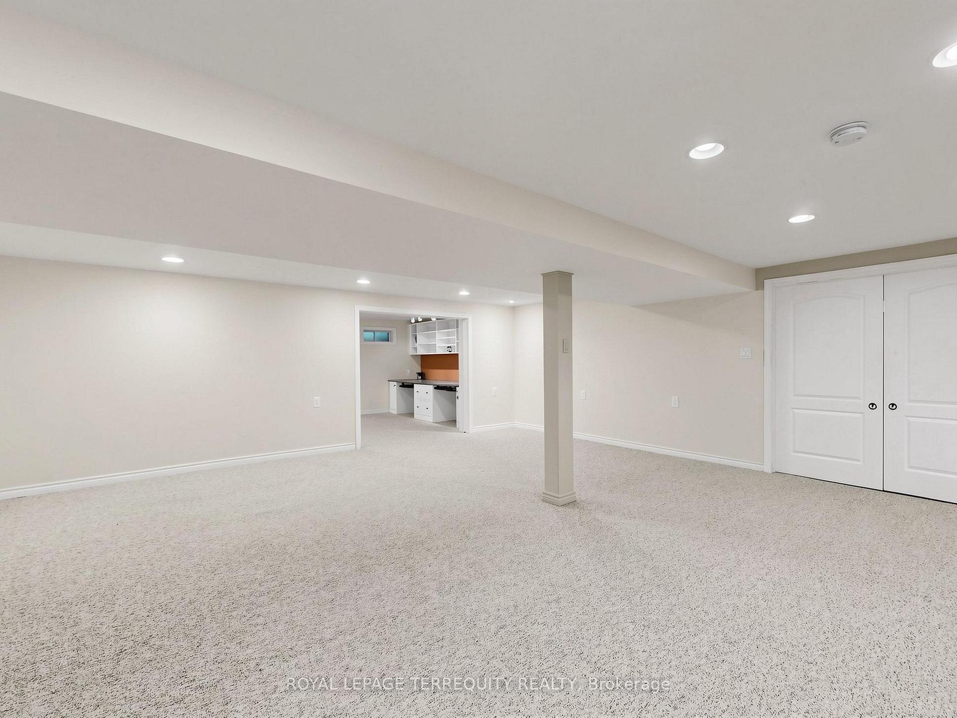 Photo 38 of 19 Johnson Crescent, Halton Hills, Georgetown — HOMEH