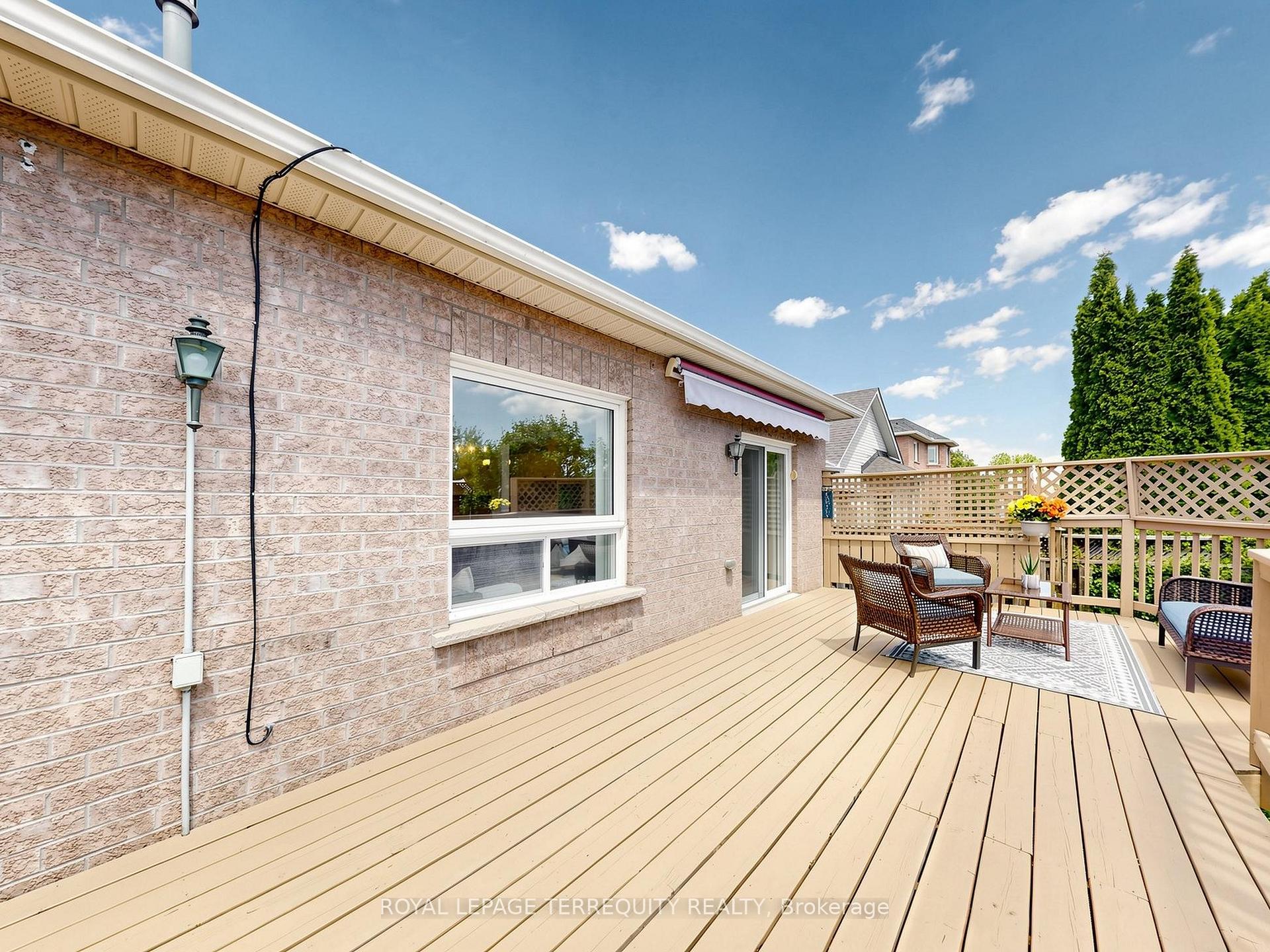 Photo 47 of 19 Johnson Crescent, Halton Hills, Georgetown — HOMEH