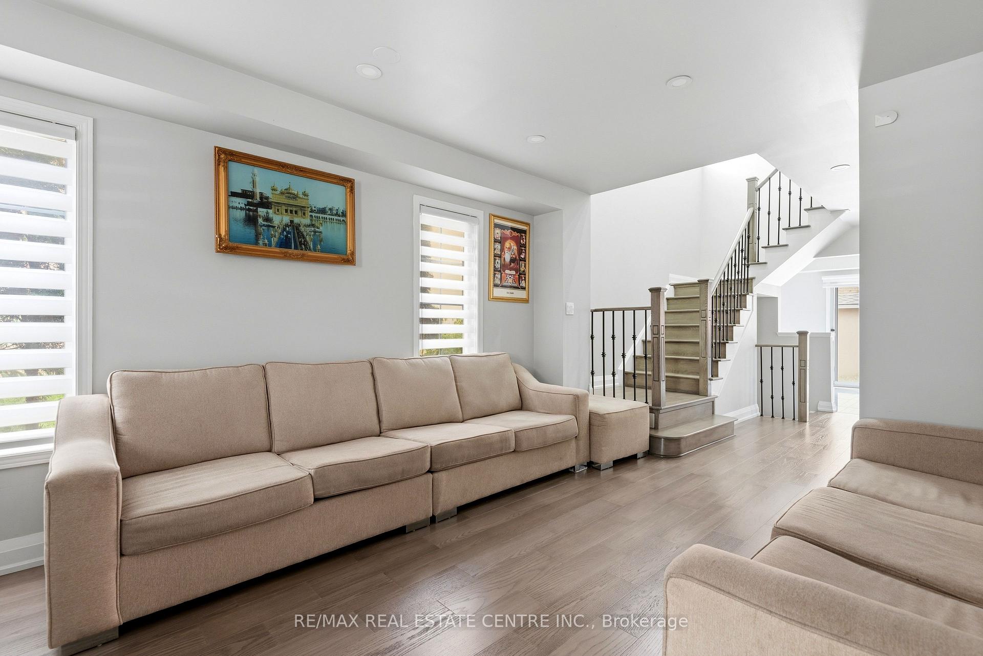 Photo 7 of 173 Monte Carlo Drive, Vaughan, Sonoma Heights — HOMEH