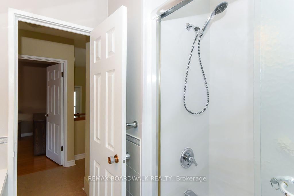 Photo 29 of 1392 Chartrand Avenue, Ottawa, Bilberry Creek/Queenswood Heights — HOMEH