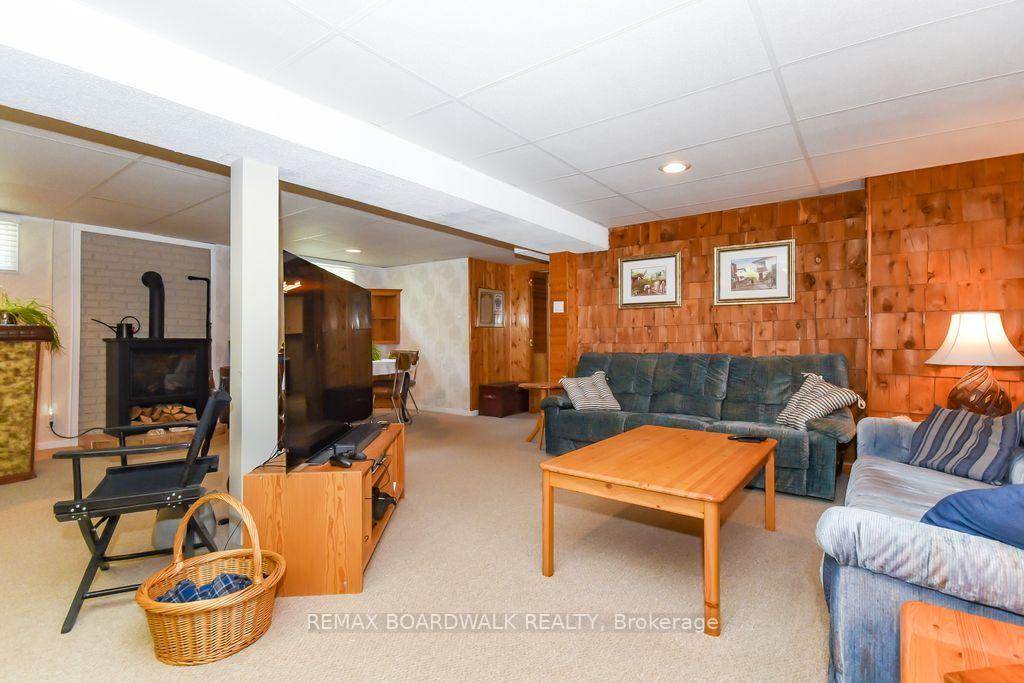Photo 32 of 1392 Chartrand Avenue, Ottawa, Bilberry Creek/Queenswood Heights — HOMEH