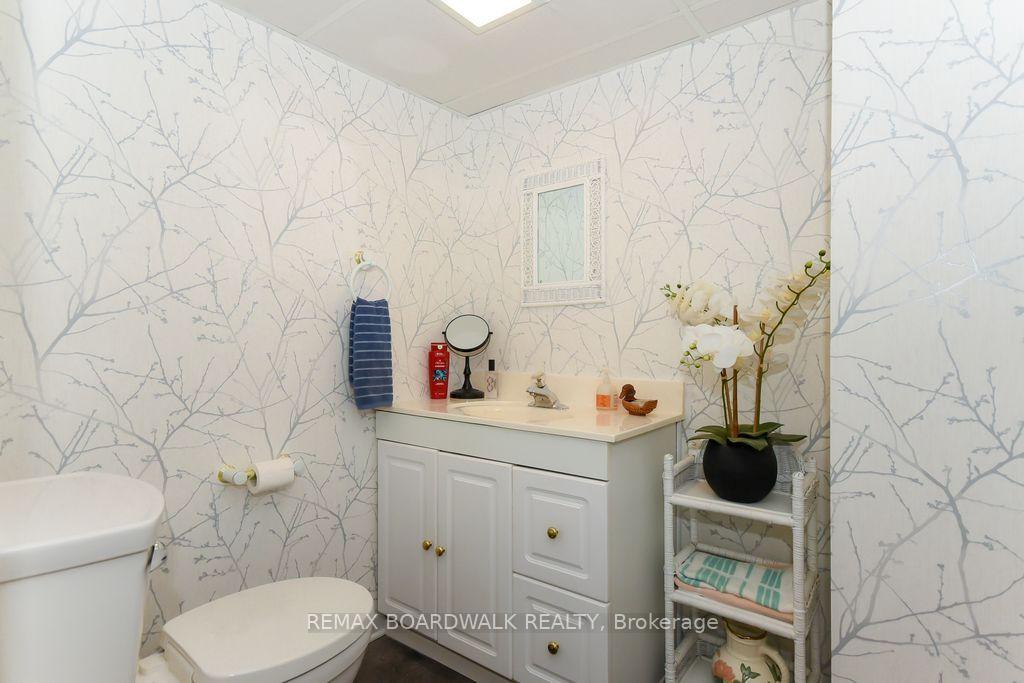Photo 39 of 1392 Chartrand Avenue, Ottawa, Bilberry Creek/Queenswood Heights — HOMEH