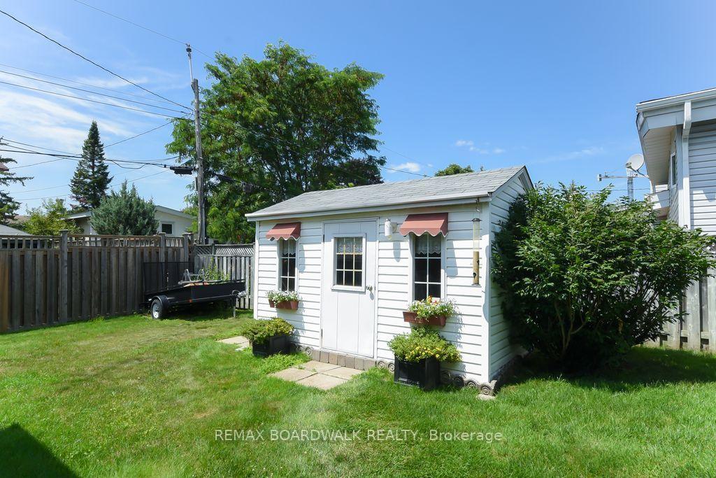 Photo 40 of 1392 Chartrand Avenue, Ottawa, Bilberry Creek/Queenswood Heights — HOMEH