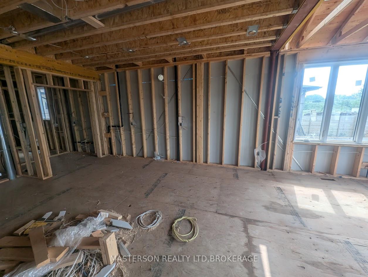 Photo 7 of 21 Alicia Crescent, Thorold, Hurricane/Merrittville — HOMEH