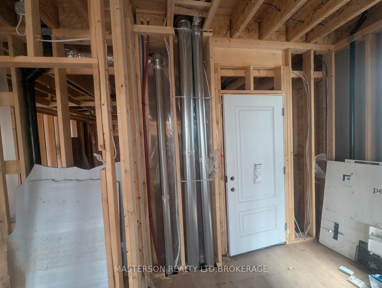 Photo 11 of 21 Alicia Crescent, Thorold, Hurricane/Merrittville — HOMEH