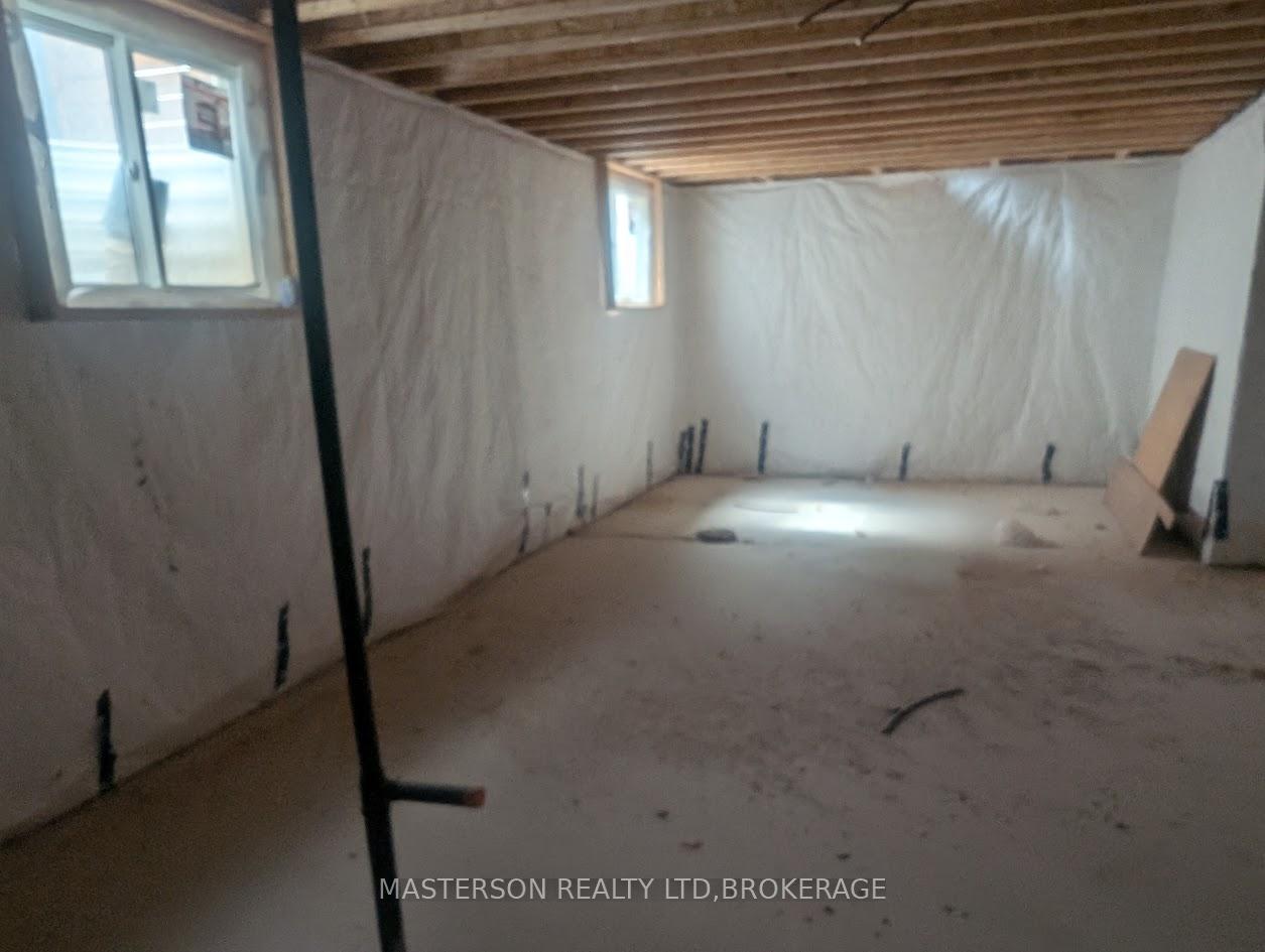 Photo 13 of 21 Alicia Crescent, Thorold, Hurricane/Merrittville — HOMEH