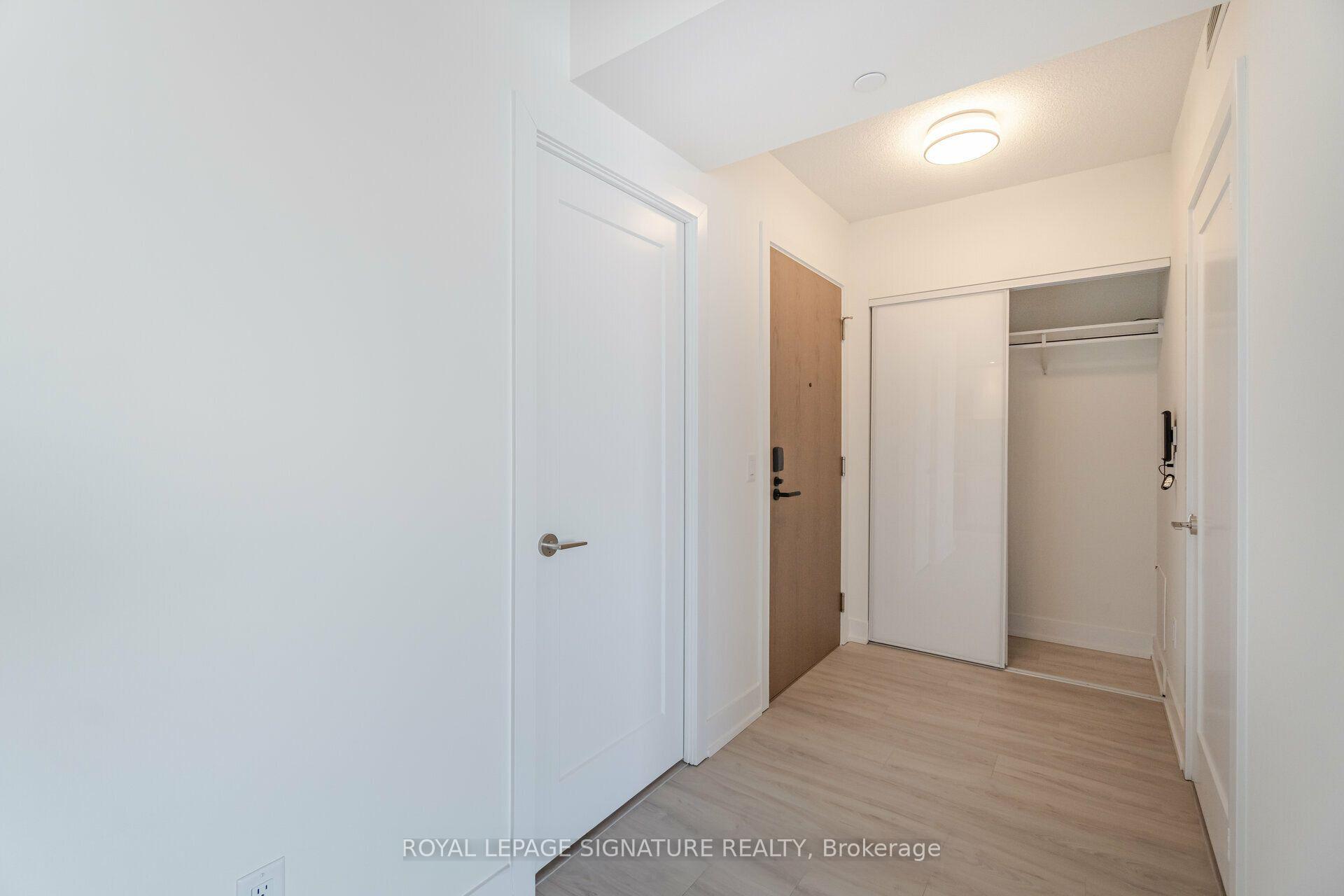 Photo 5 of Unit 2705, 10 Eva Road, Etobicoke, Etobicoke West Mall — HOMEH