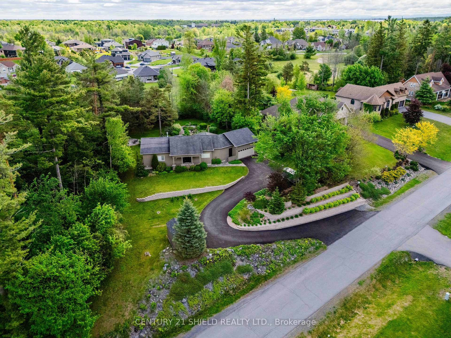 Photo 3 of 1 Forest Hill Road, South Stormont, Long Sault — HOMEH