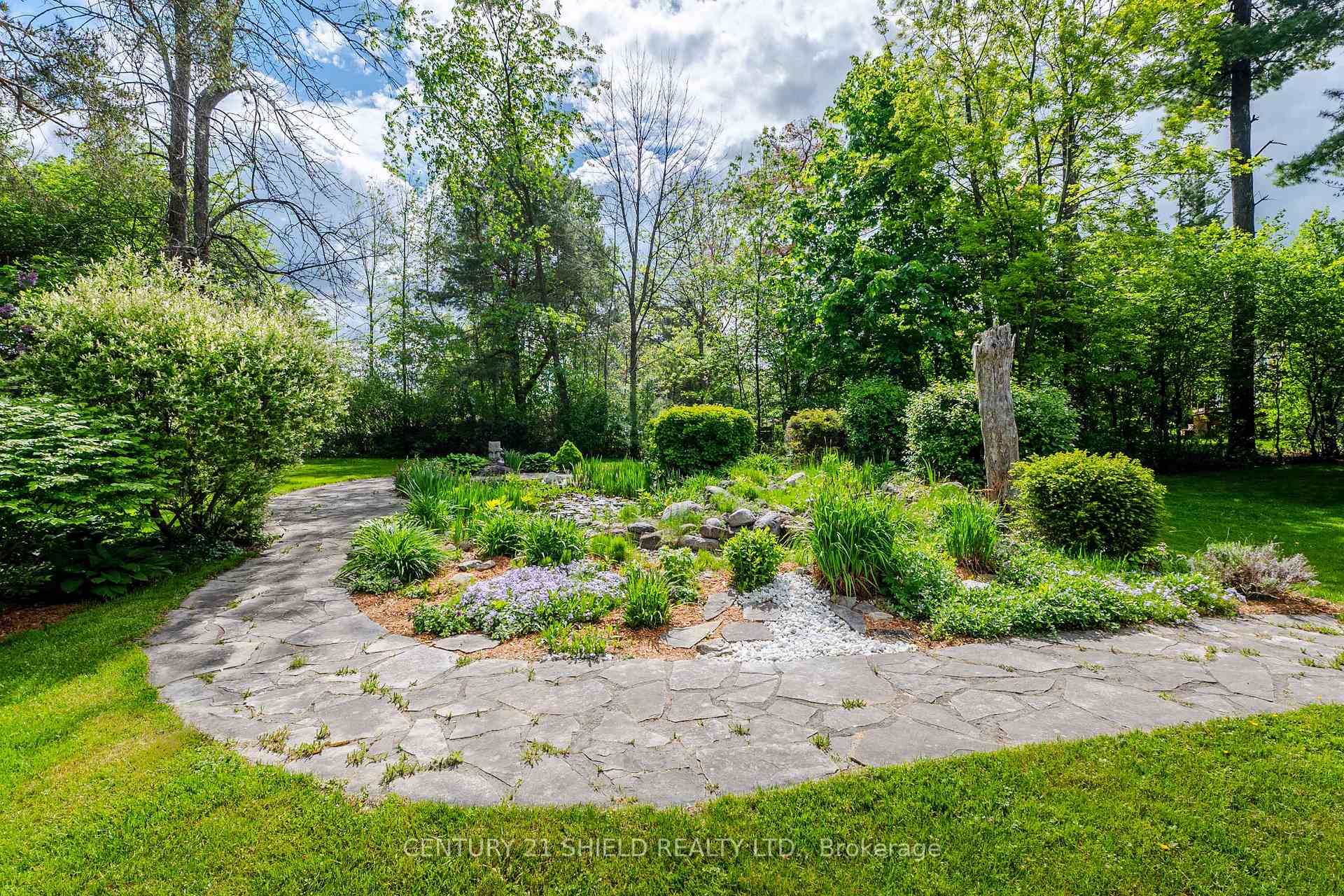 Photo 6 of 1 Forest Hill Road, South Stormont, Long Sault — HOMEH