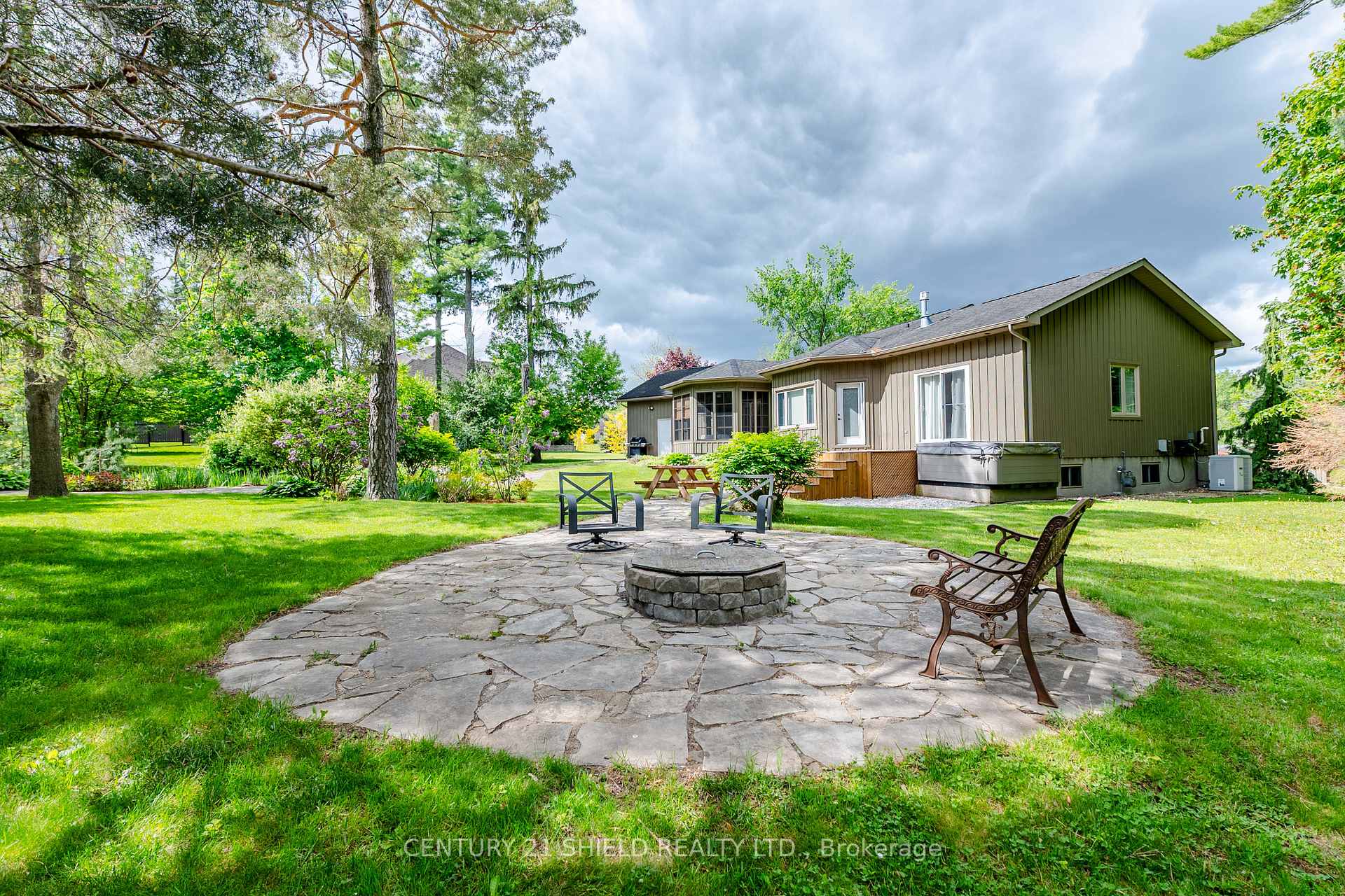Photo 10 of 1 Forest Hill Road, South Stormont, Long Sault — HOMEH