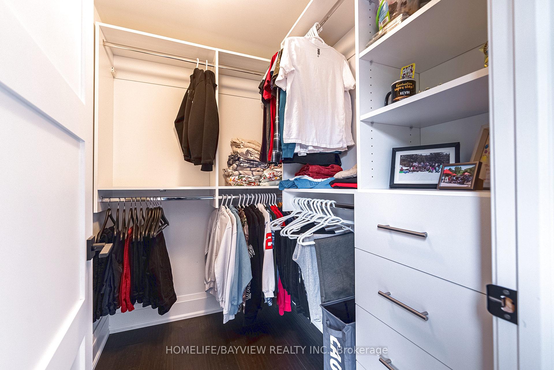 Photo 32 of 25 Whispering Pine Trail, Aurora, Aurora Heights — HOMEH