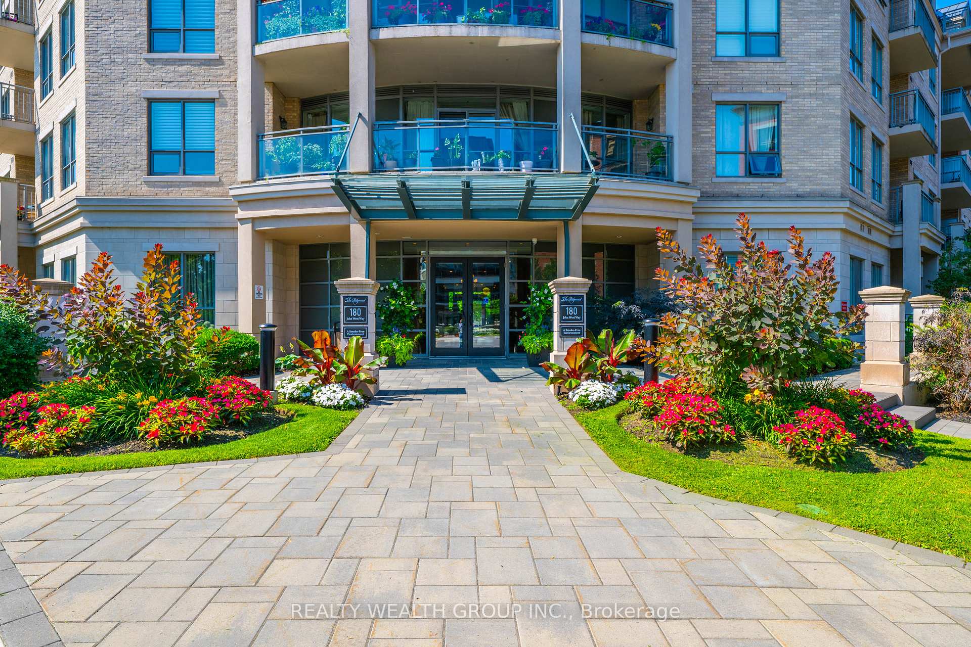 Photo 2 of Unit 108, 180 John Way, Aurora, Bayview Wellington — HOMEH