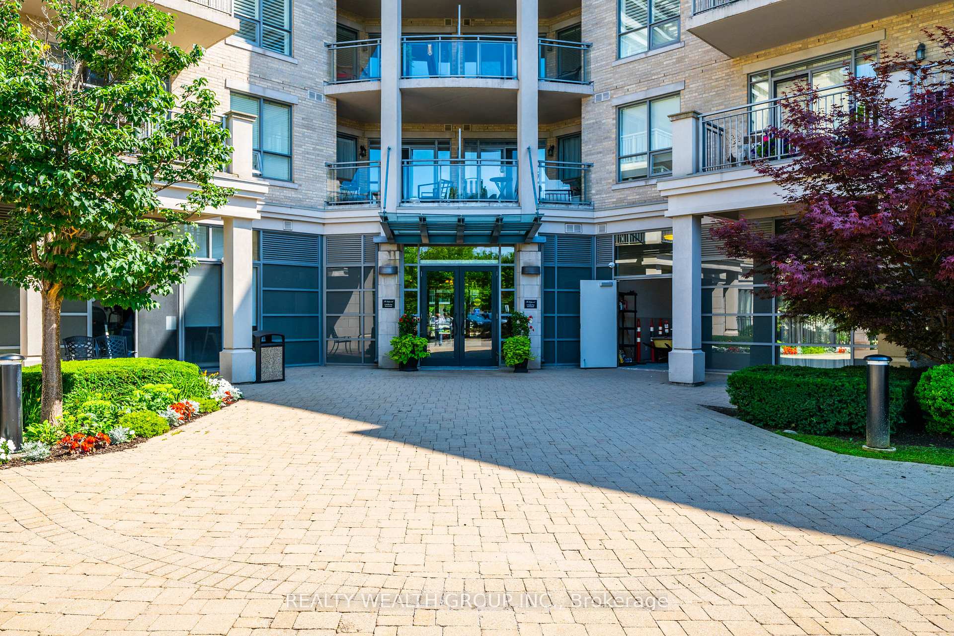 Photo 3 of Unit 108, 180 John Way, Aurora, Bayview Wellington — HOMEH
