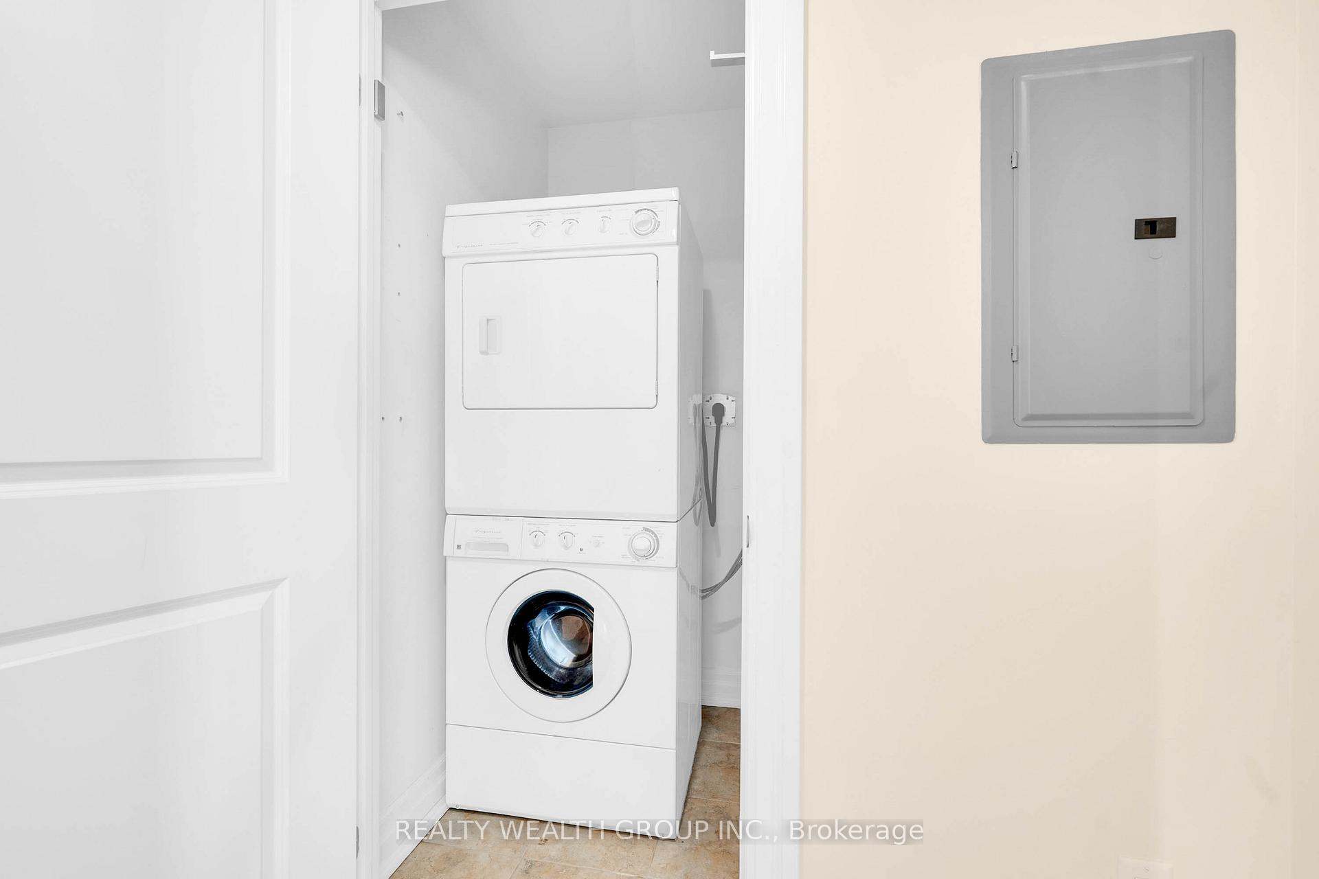 Photo 20 of Unit 108, 180 John Way, Aurora, Bayview Wellington — HOMEH
