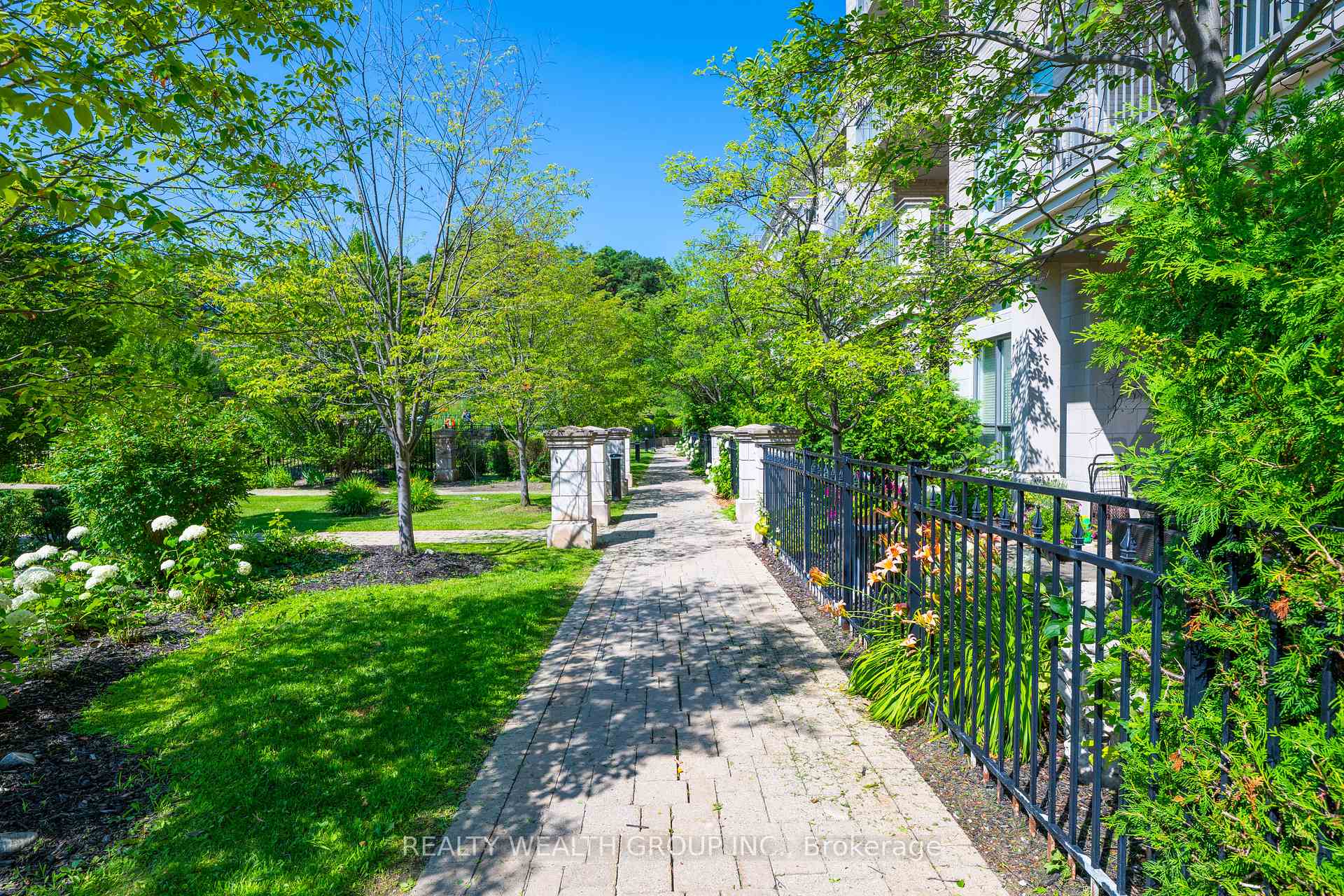 Photo 26 of Unit 108, 180 John Way, Aurora, Bayview Wellington — HOMEH