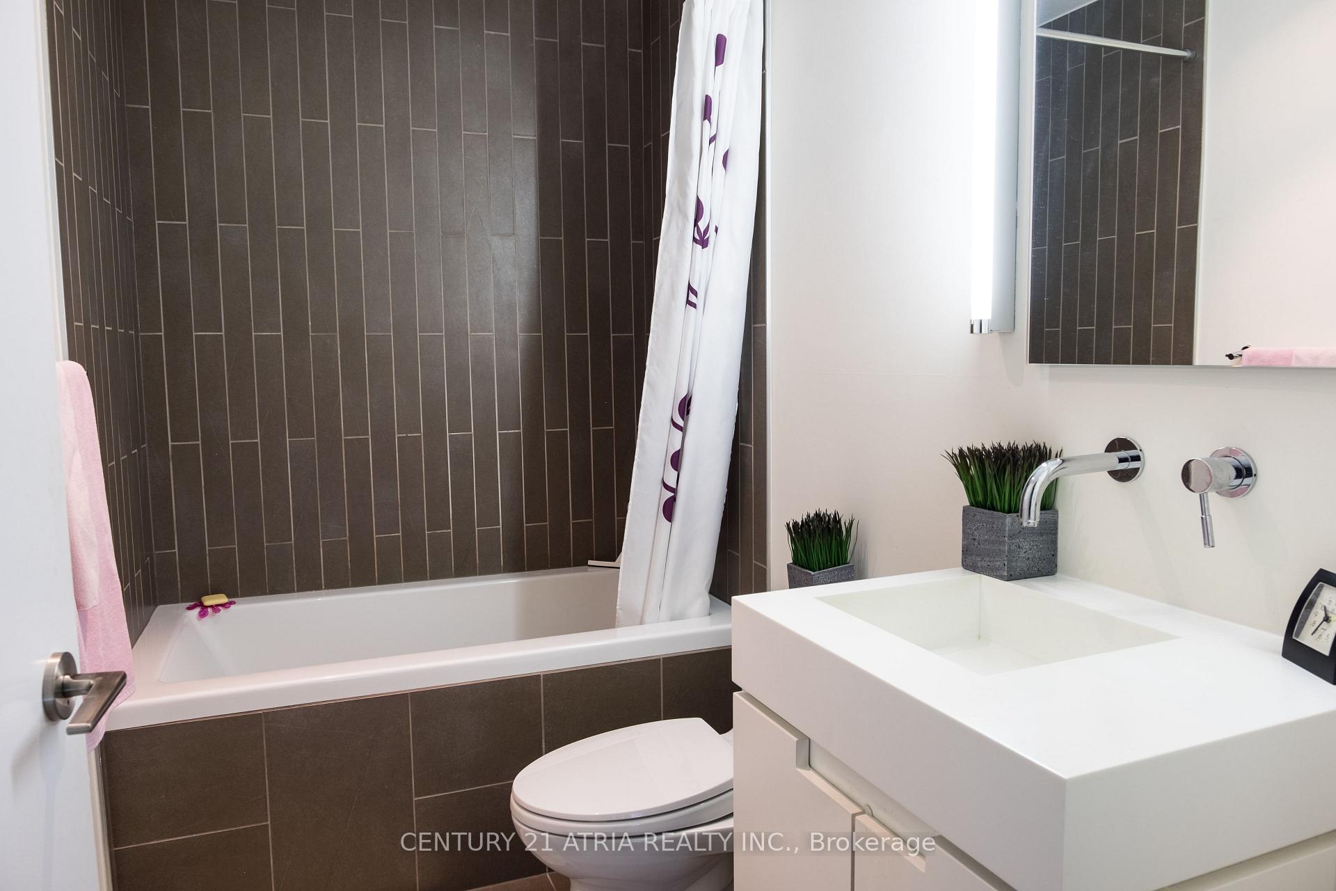 Photo 5 of Unit 706, 25 Oxley Street, Toronto, Waterfront Communities — HOMEH