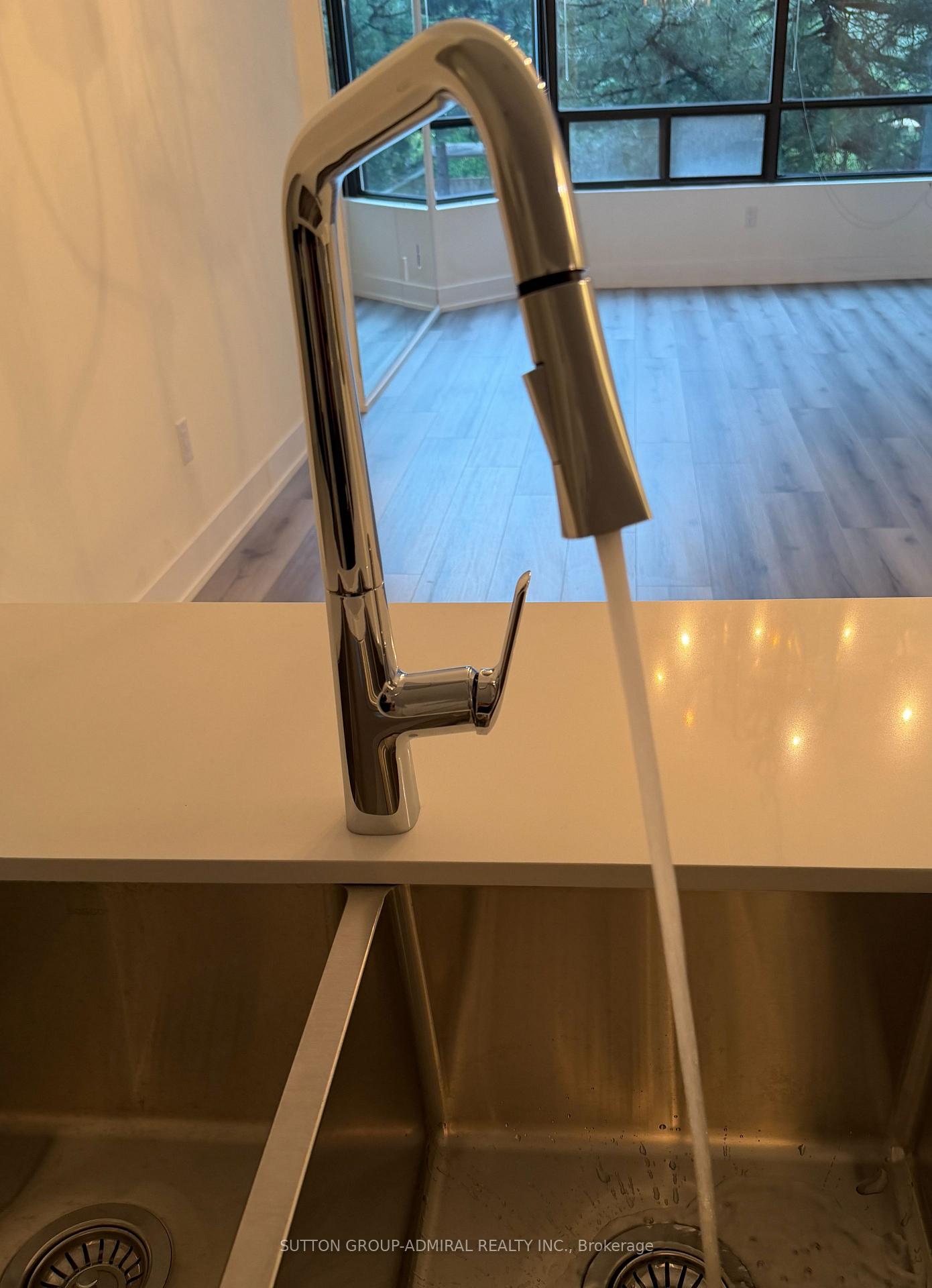 Photo 10 of Unit 202, 7440 Bathurst Street, Vaughan, Brownridge — HOMEH