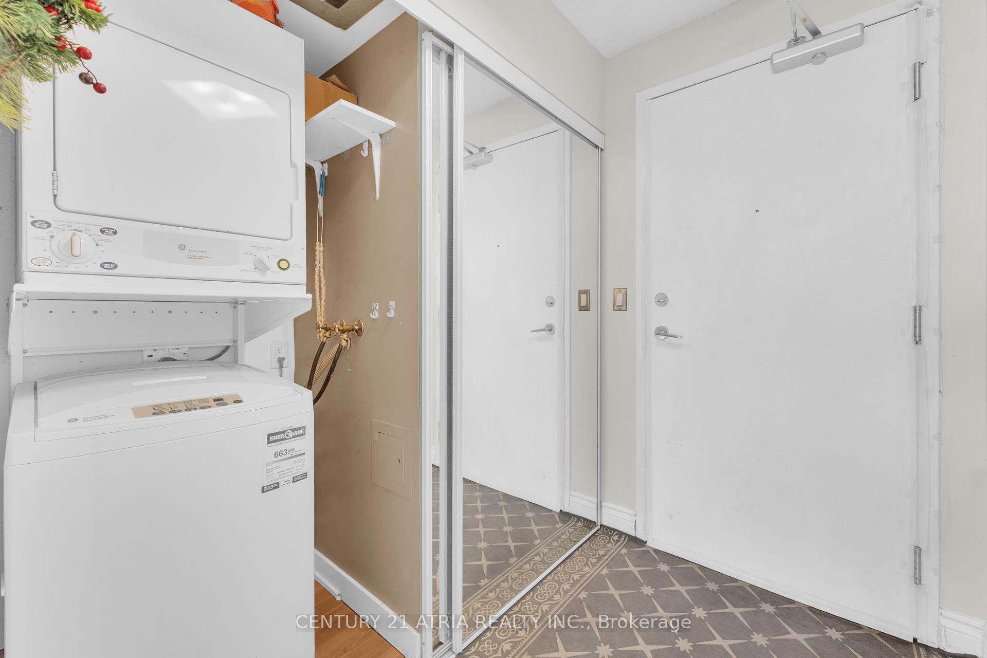 Photo 3 of Unit 3112, 38 Lee Centre Drive, Scarborough, Woburn — HOMEH