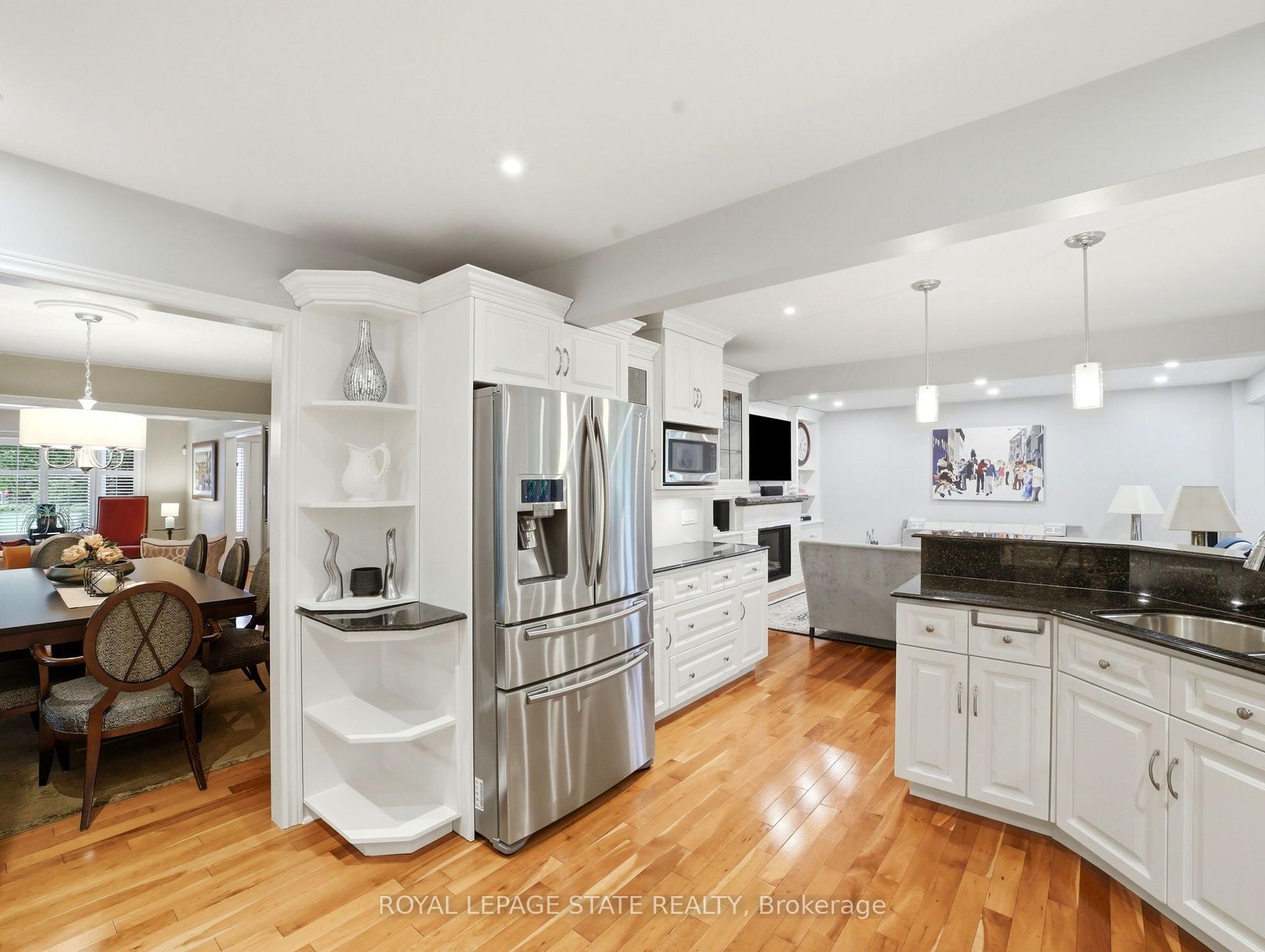 Photo 10 of 2 Charterhouse Crescent, Hamilton, Ancaster — HOMEH