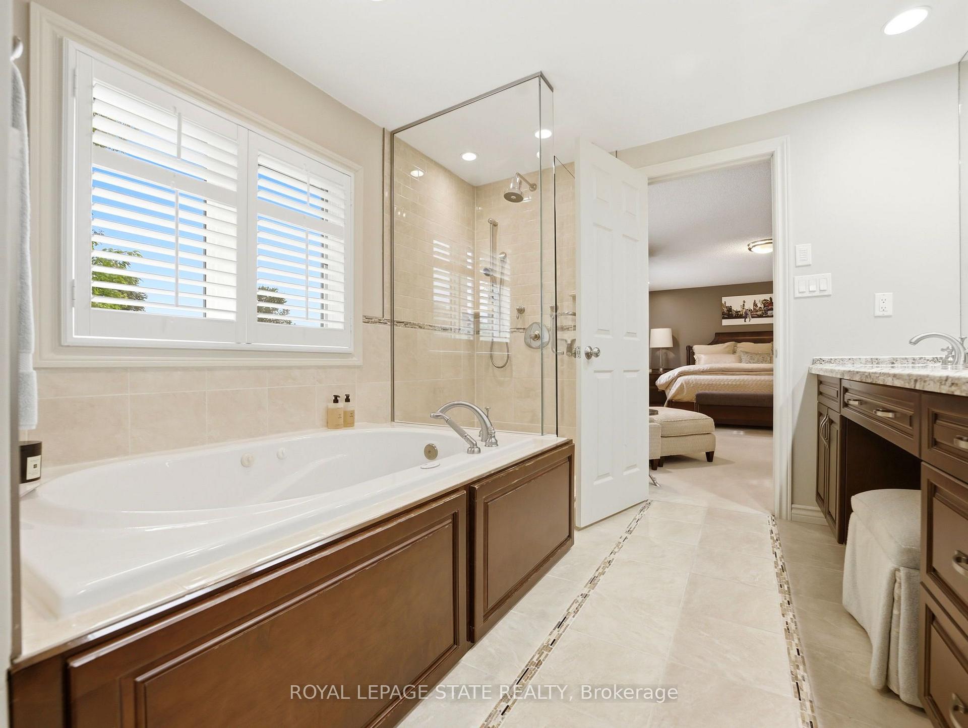 Photo 28 of 2 Charterhouse Crescent, Hamilton, Ancaster — HOMEH
