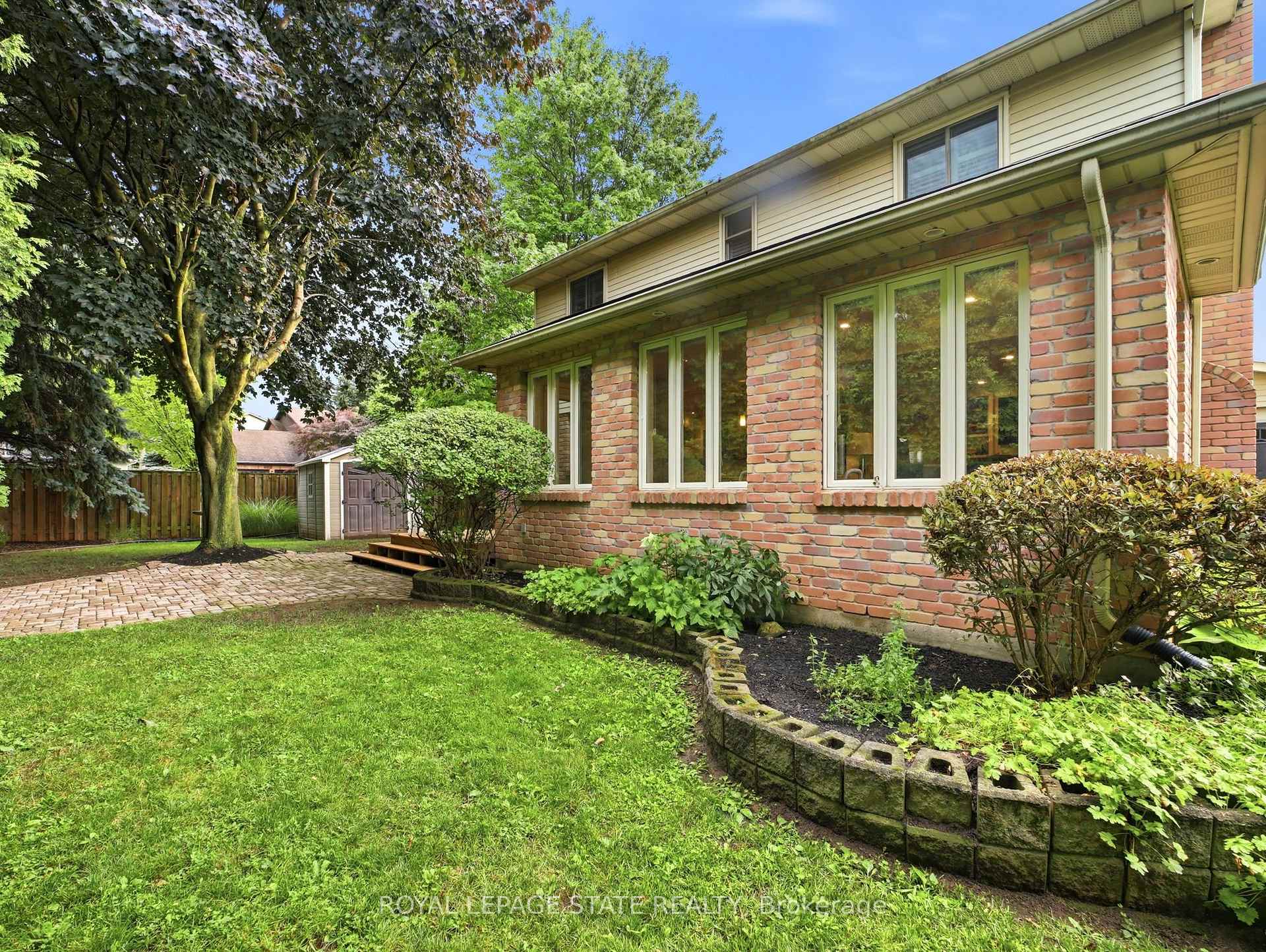 Photo 44 of 2 Charterhouse Crescent, Hamilton, Ancaster — HOMEH