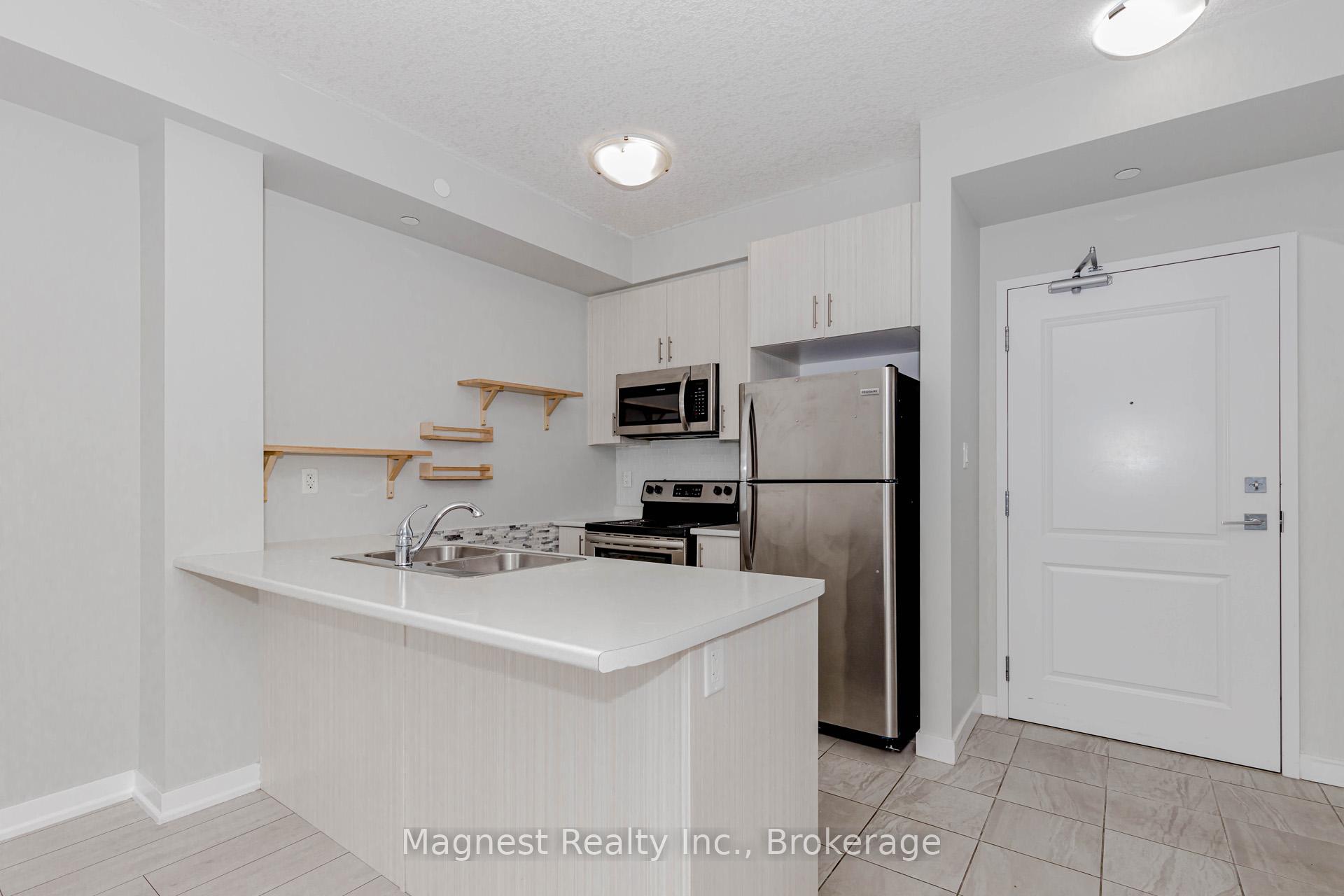 Photo 14 of Unit 326, 101 Shoreview Place, Hamilton, Stoney Creek — HOMEH