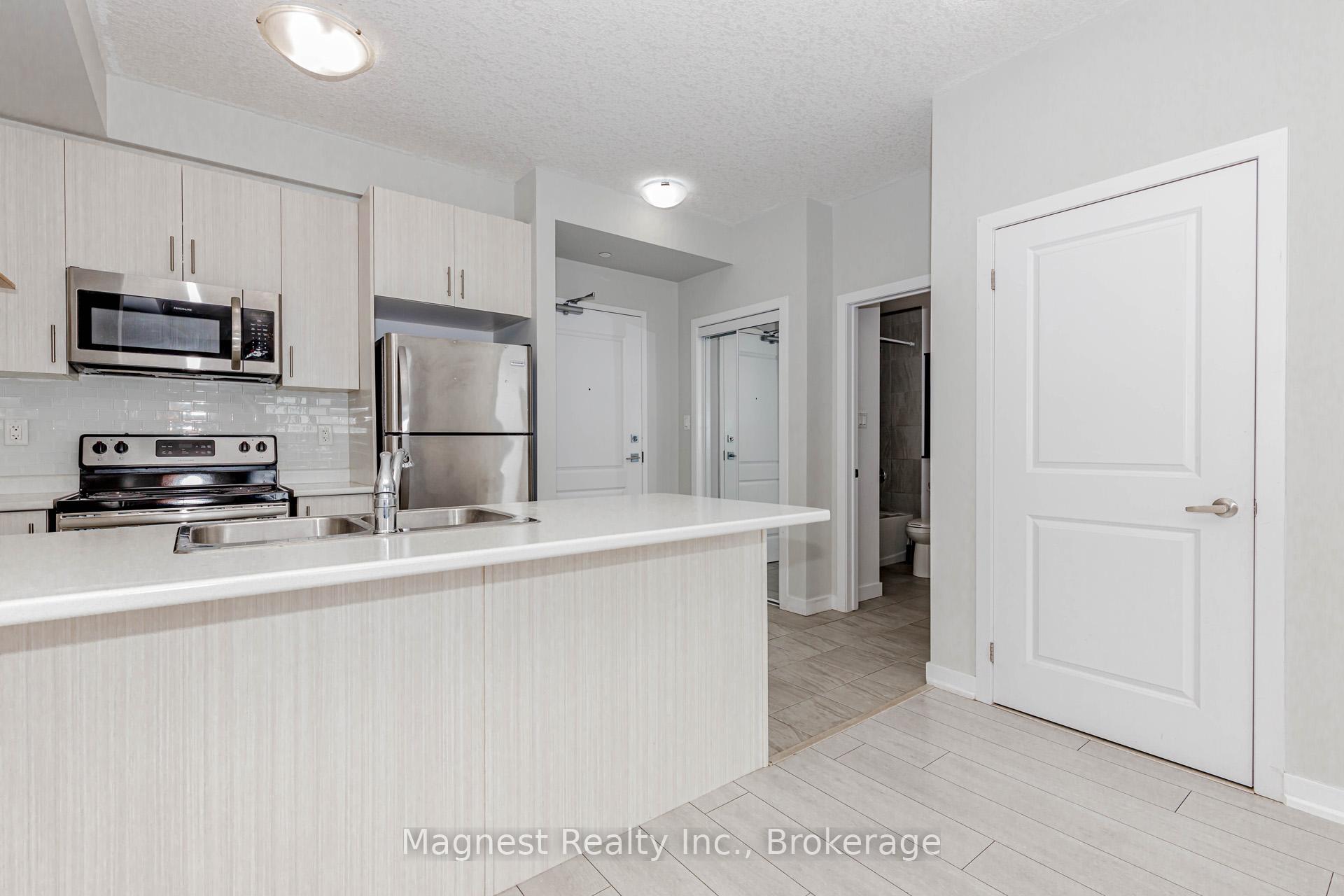 Photo 16 of Unit 326, 101 Shoreview Place, Hamilton, Stoney Creek — HOMEH