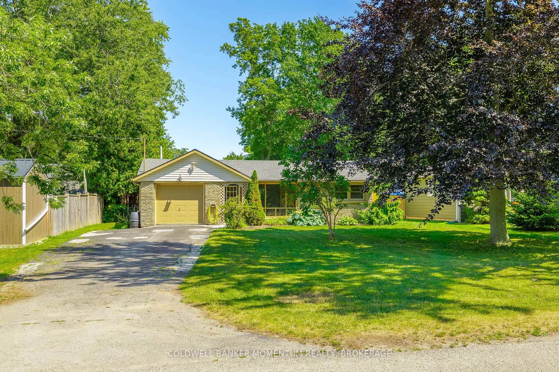 Photo of 458 Belleview Boulevard