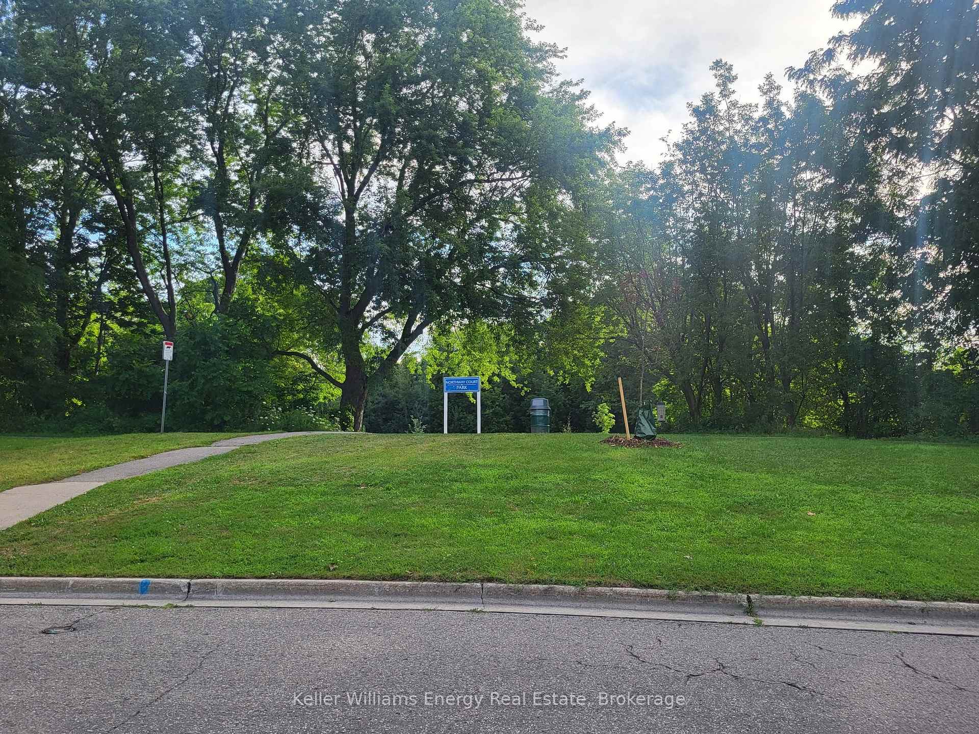 Photo 27 of Unit Lower, 910 Grierson Street, Oshawa, Centennial — HOMEH