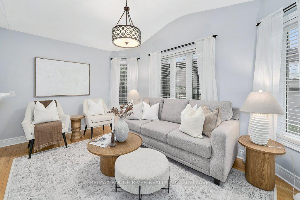 Photo 9 of 176 Bathgate Crescent, Clarington, Courtice — HOMEH