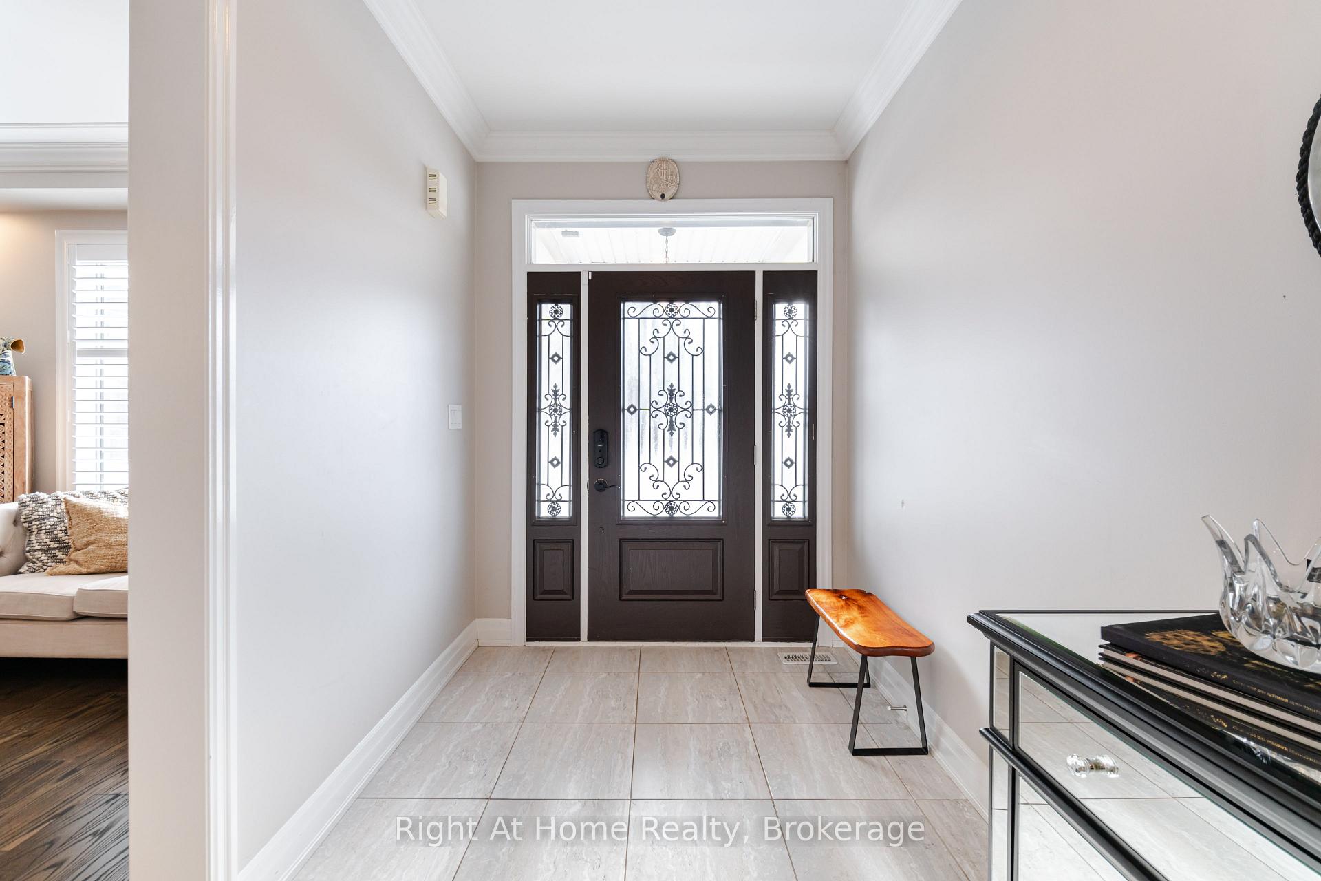 Photo 3 of 3318 Charles Biggar Drive, Oakville, Glenorchy — HOMEH