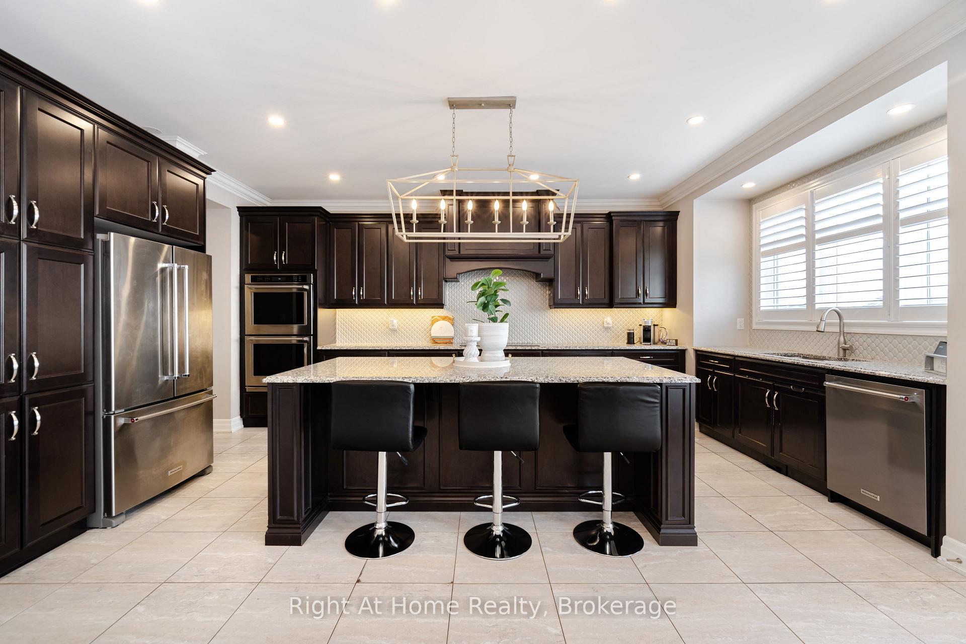 Photo 13 of 3318 Charles Biggar Drive, Oakville, Glenorchy — HOMEH