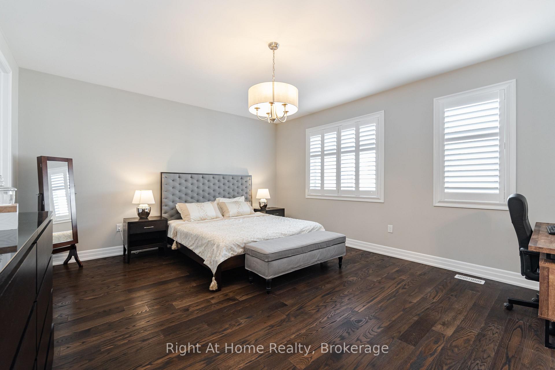 Photo 25 of 3318 Charles Biggar Drive, Oakville, Glenorchy — HOMEH