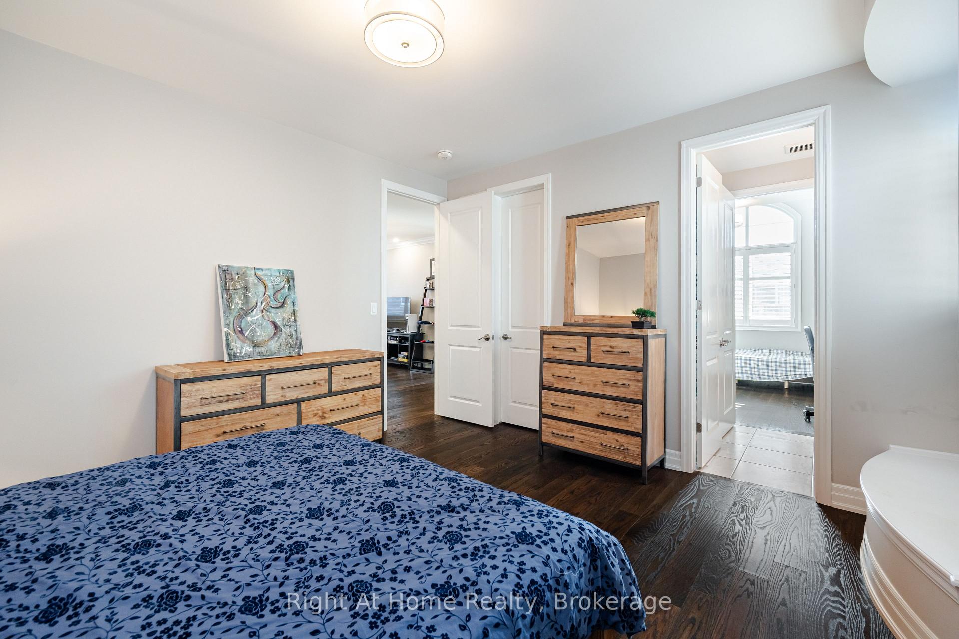 Photo 33 of 3318 Charles Biggar Drive, Oakville, Glenorchy — HOMEH