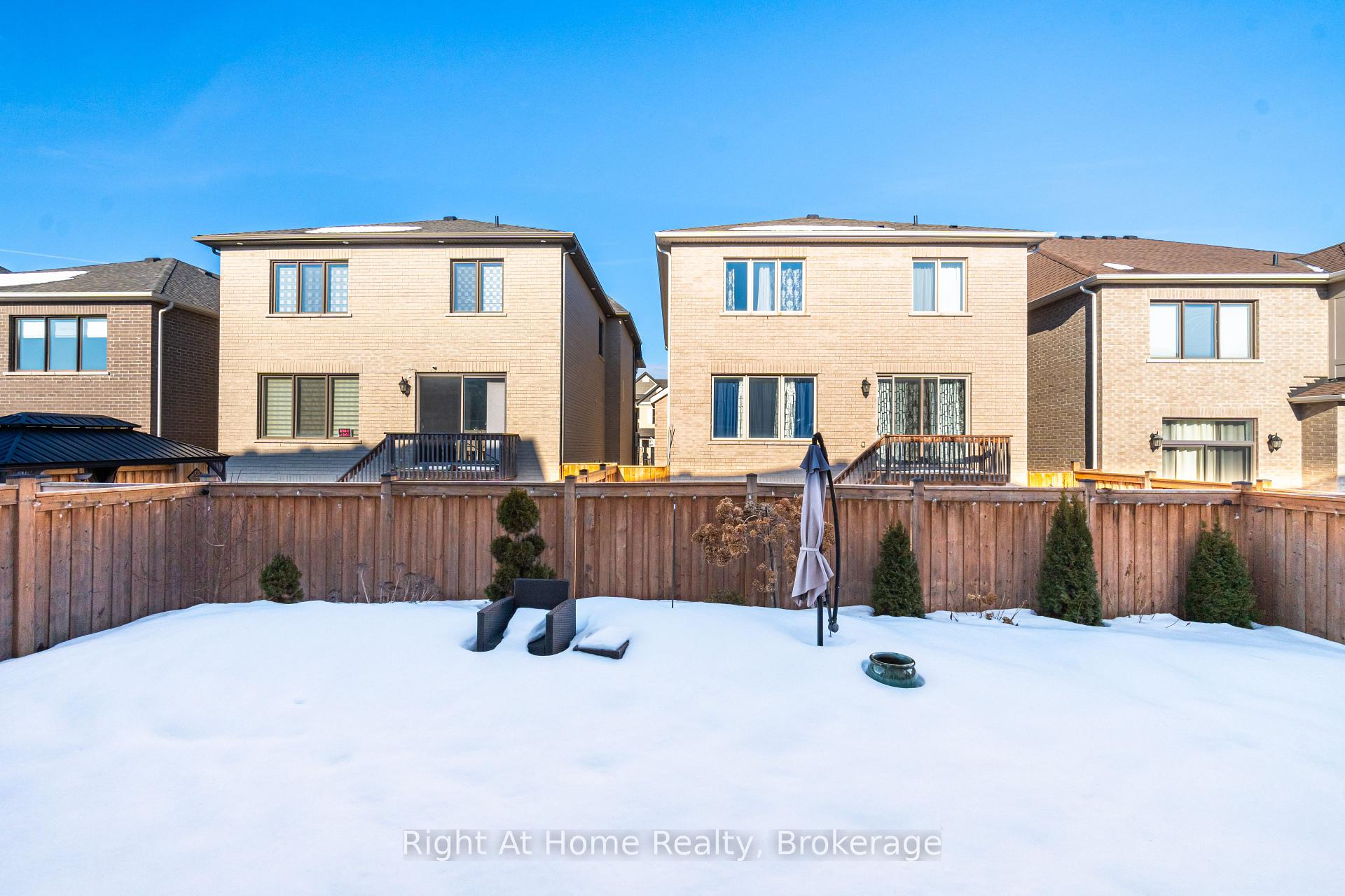 Photo 43 of 3318 Charles Biggar Drive, Oakville, Glenorchy — HOMEH