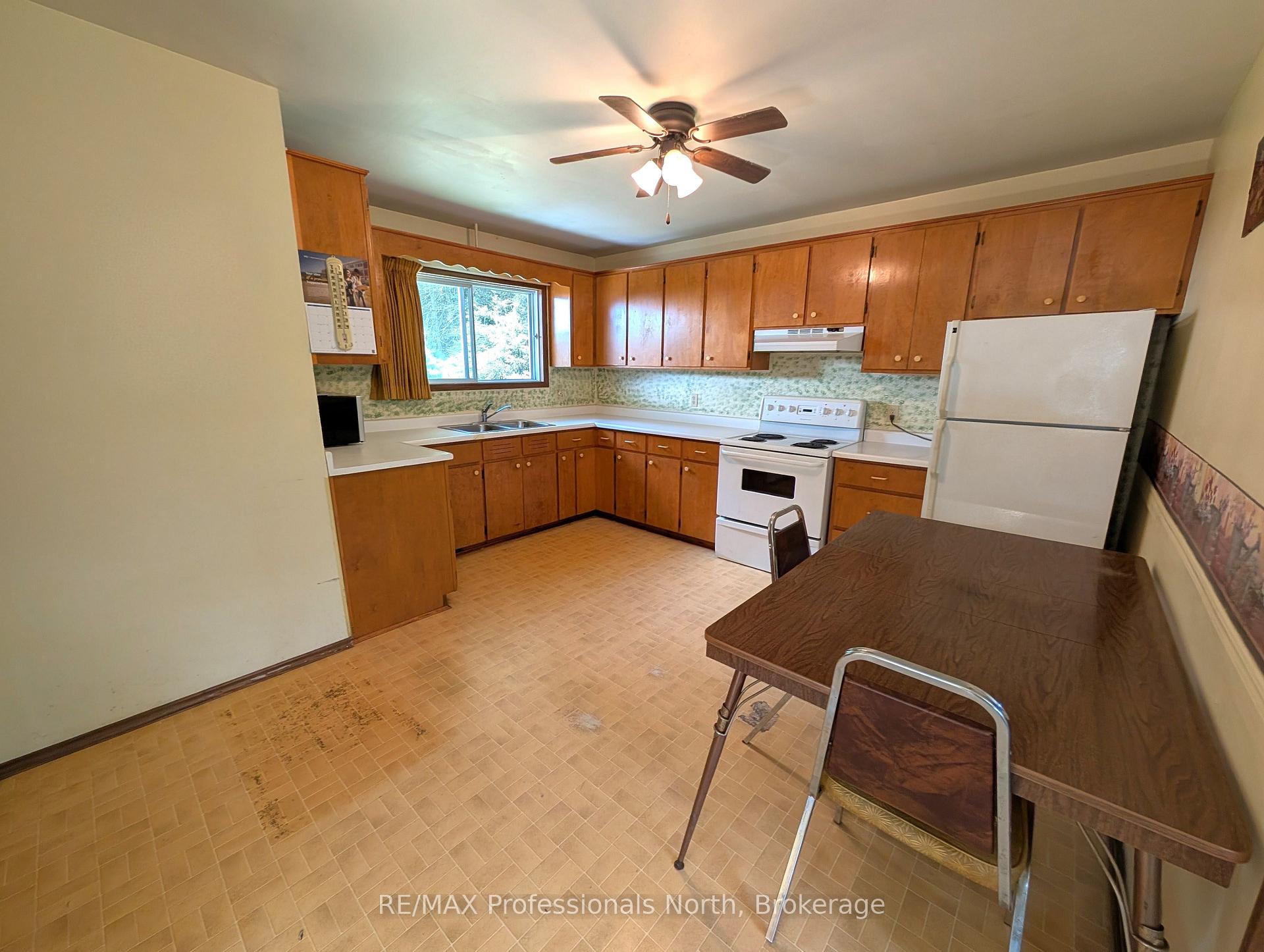 Photo 9 of 770 Forest Lake Road, Joly — HOMEH