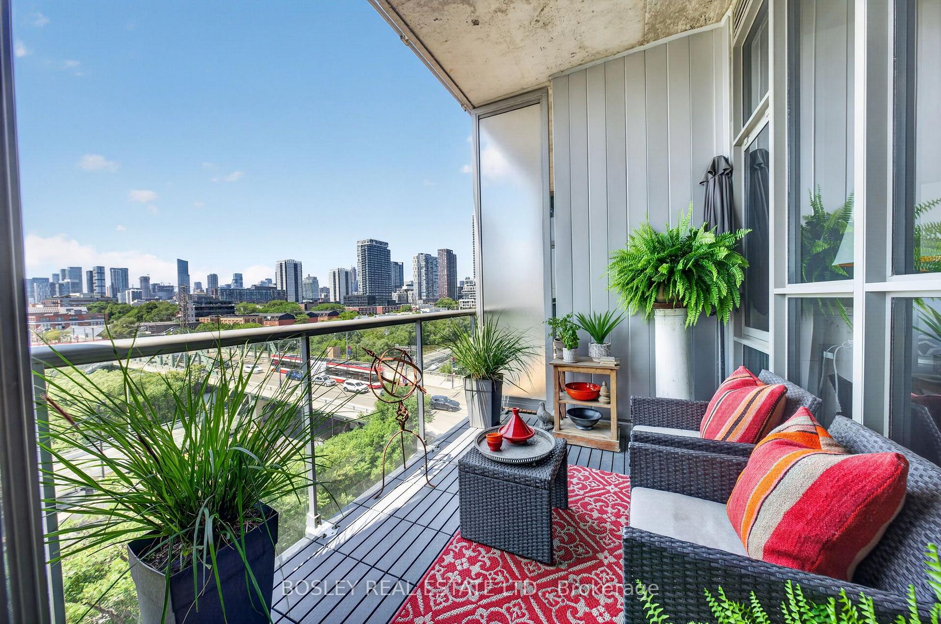 Photo 10 of Unit 505, 625 Queen Street E, Toronto, South Riverdale — HOMEH