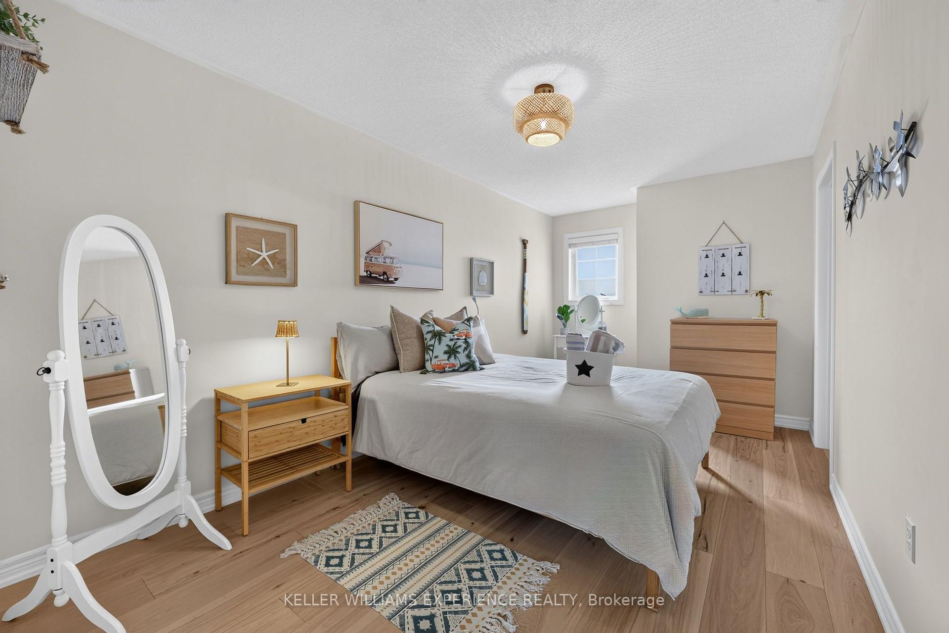 Photo 28 of 91 Thrushwood Drive, Barrie, 400 West — HOMEH
