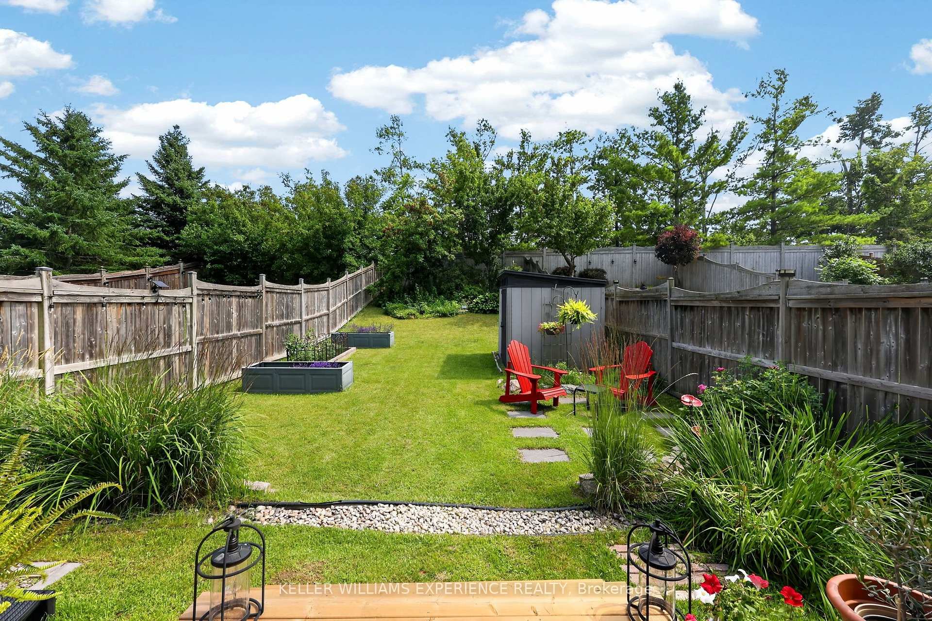 Photo 37 of 91 Thrushwood Drive, Barrie, 400 West — HOMEH