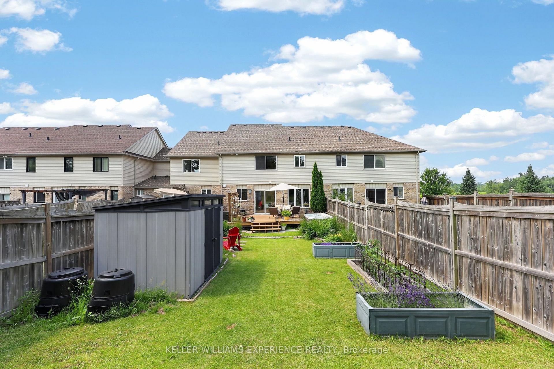 Photo 44 of 91 Thrushwood Drive, Barrie, 400 West — HOMEH