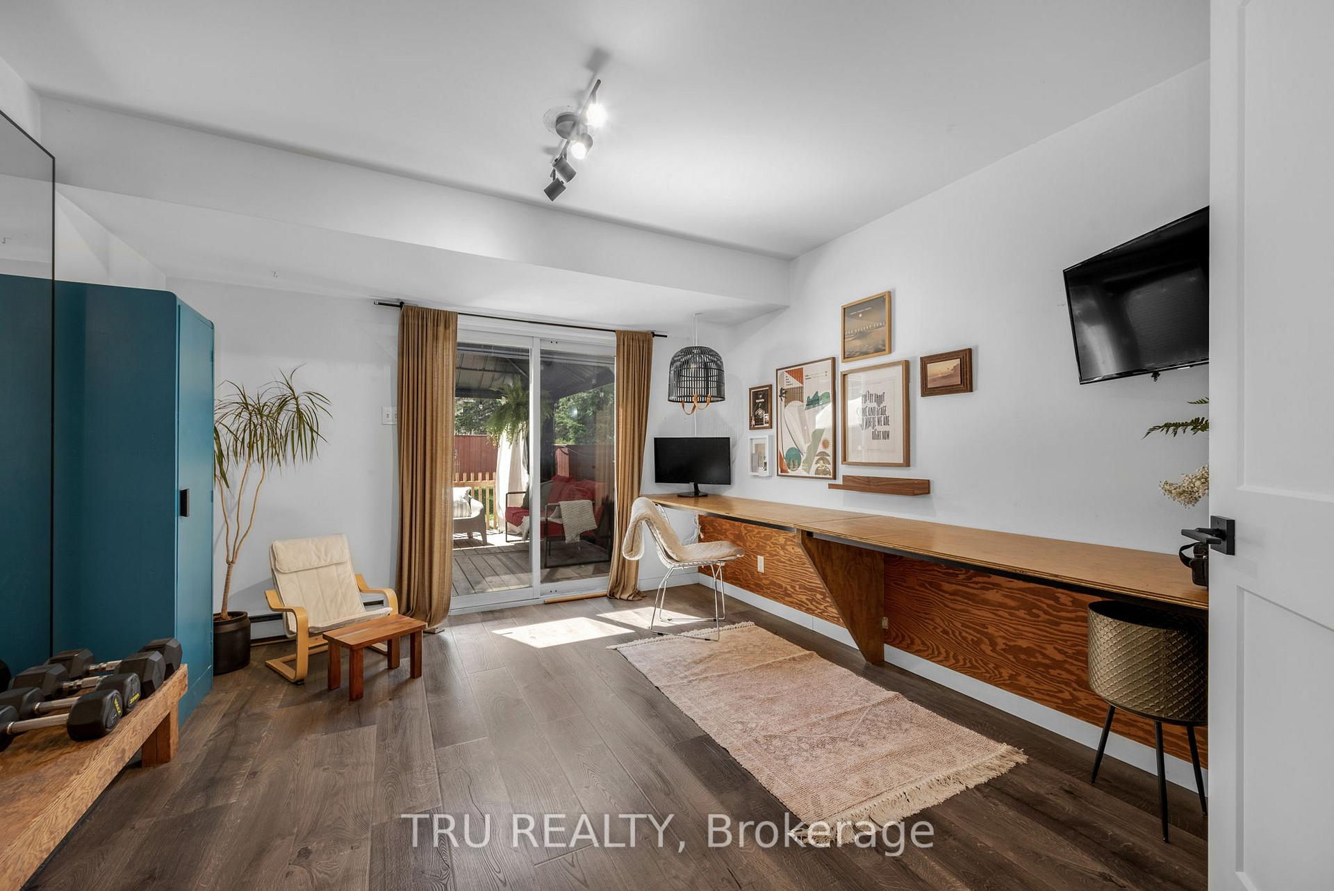 Photo 5 of Unit G, 270 Dalehurst Drive, Ottawa, Tanglewood — HOMEH