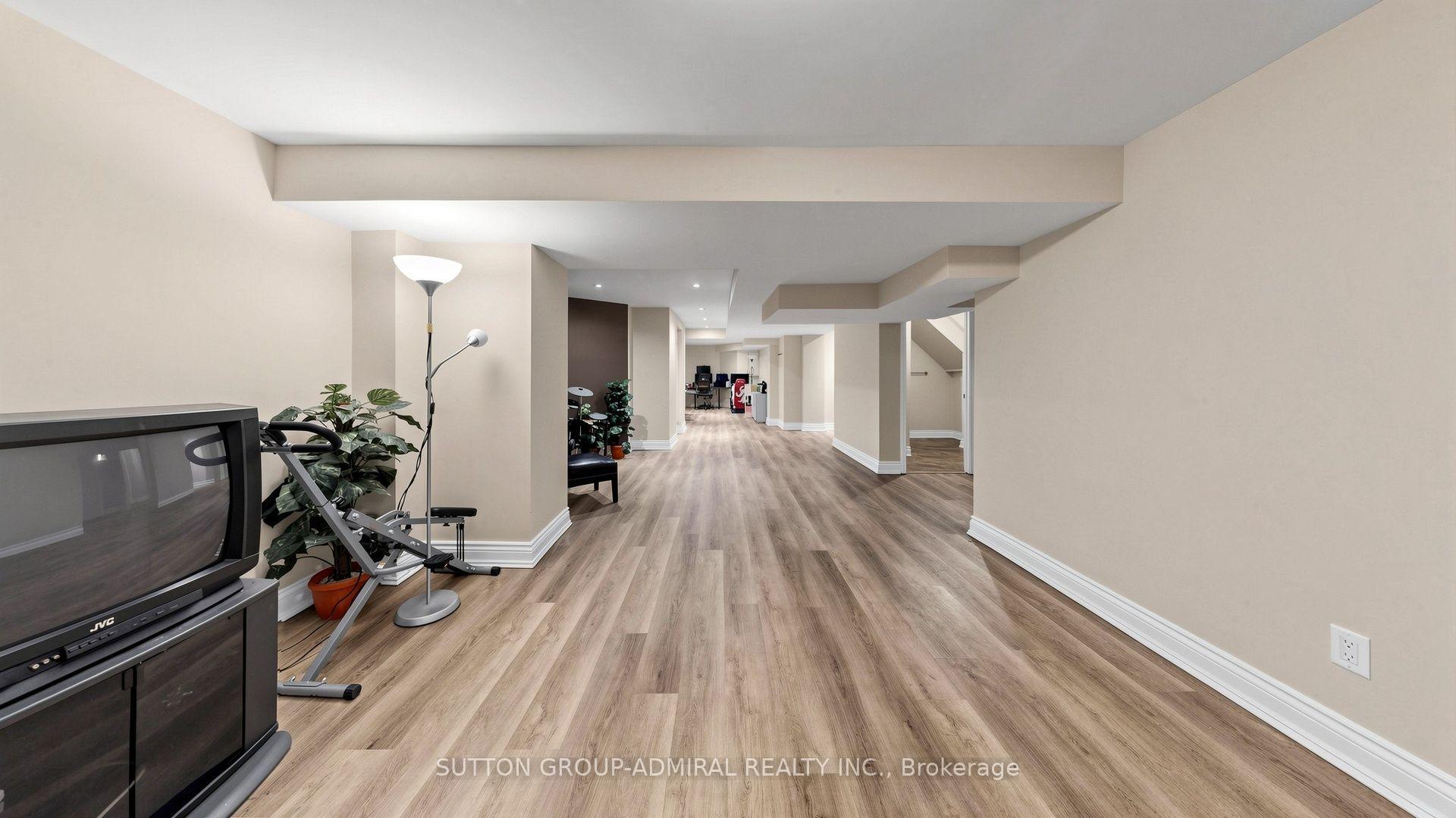 Photo 23 of 78 Alameda Circle, Vaughan, Beverley Glen — HOMEH