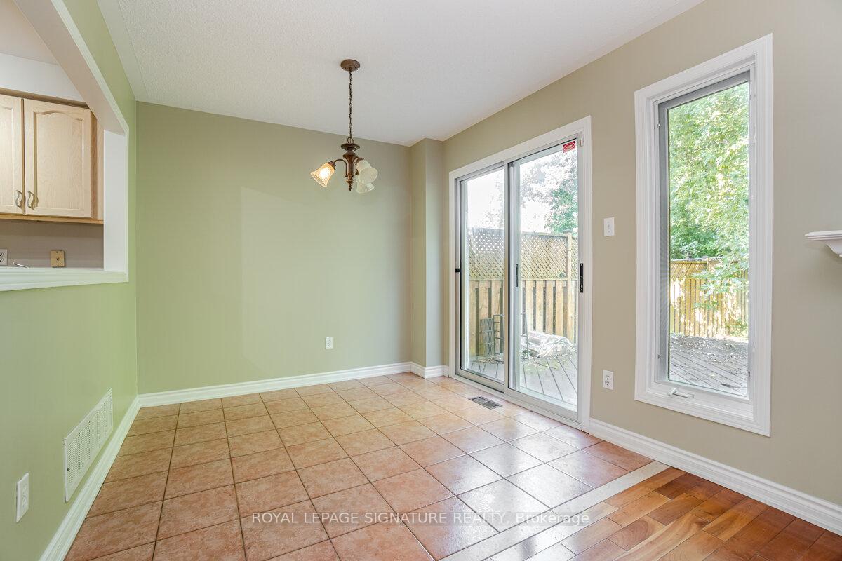 Photo 10 of 5135 Falconcrest Drive, Burlington, Uptown — HOMEH