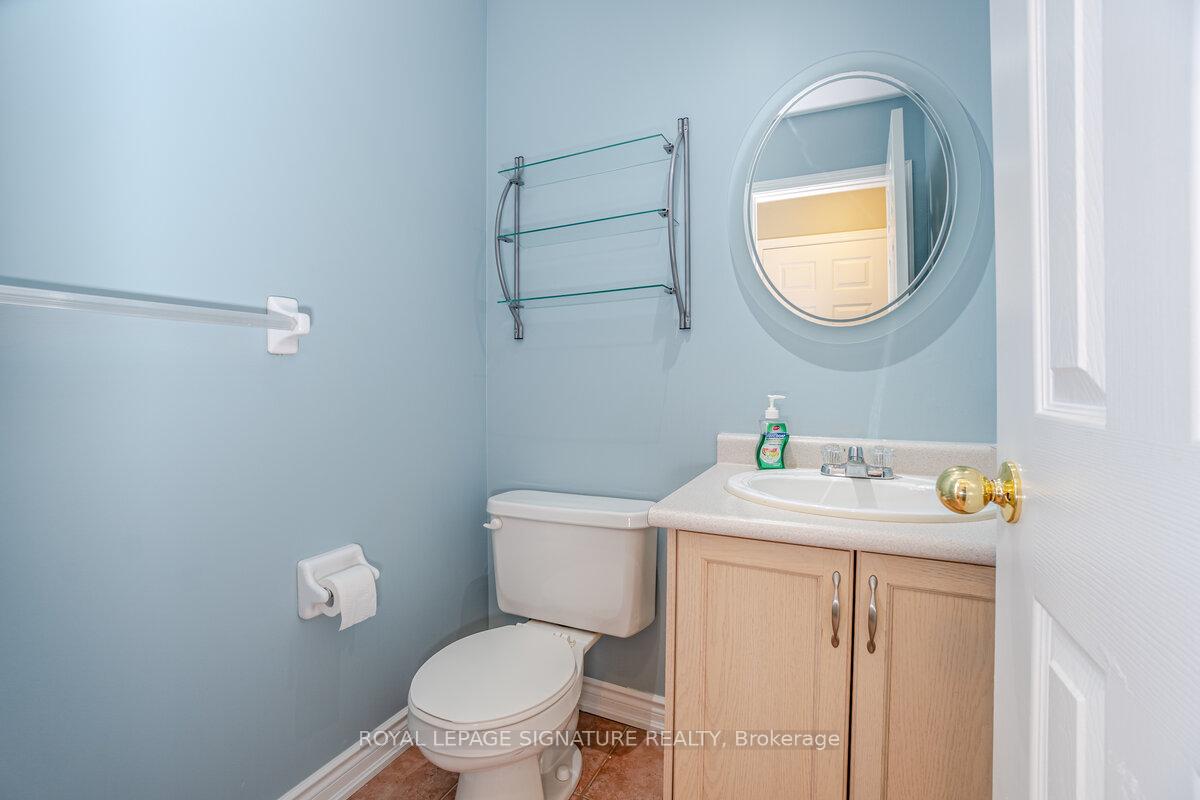 Photo 17 of 5135 Falconcrest Drive, Burlington, Uptown — HOMEH