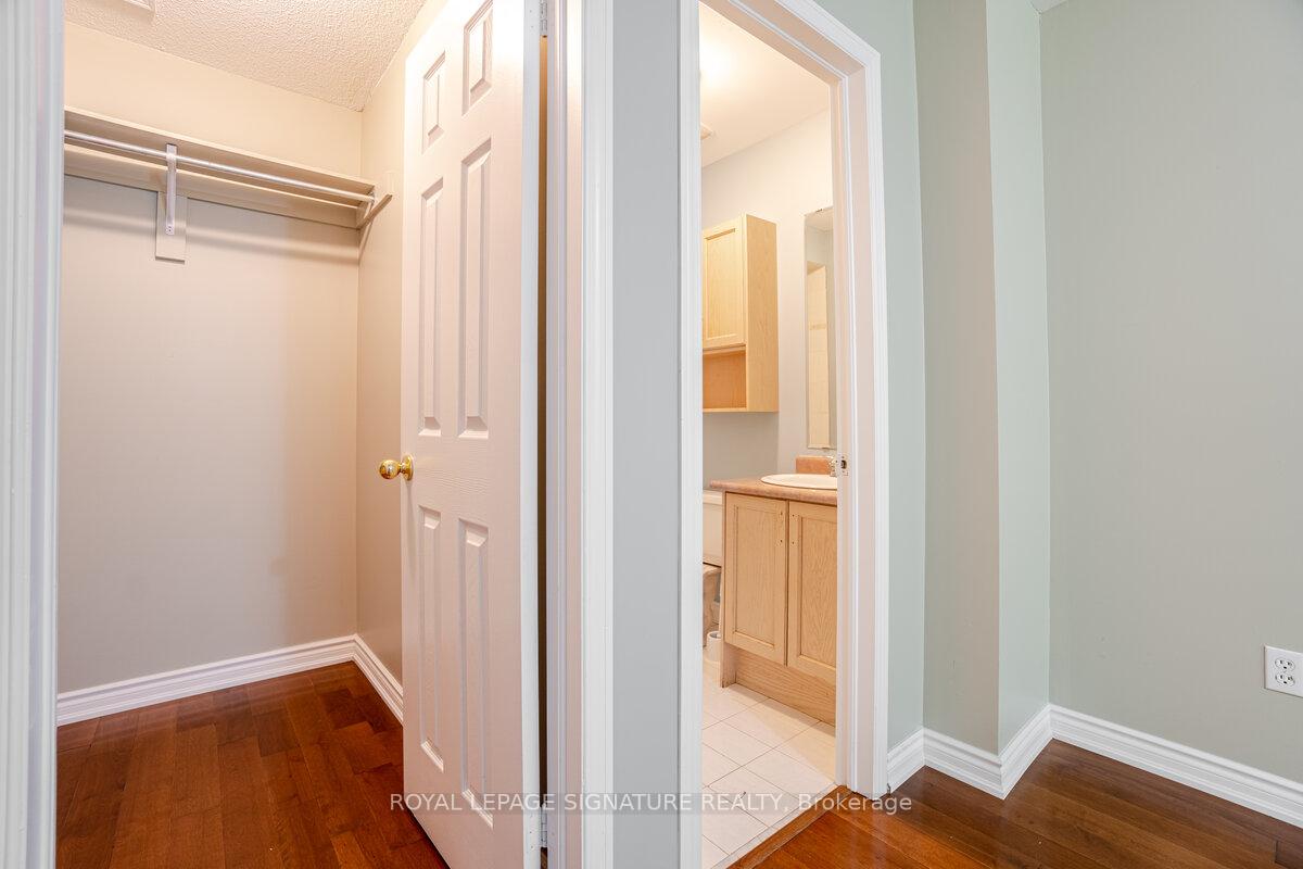 Photo 25 of 5135 Falconcrest Drive, Burlington, Uptown — HOMEH