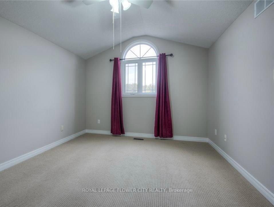 Photo 7 of 308 Pineland Place, Waterloo, Columbia Forest — HOMEH