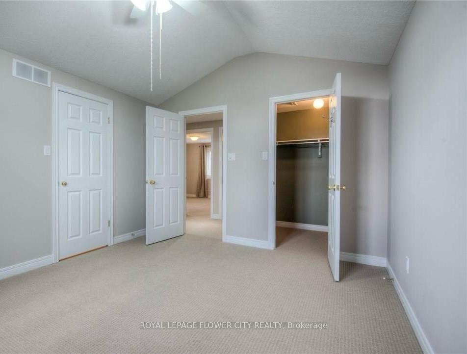 Photo 18 of 308 Pineland Place, Waterloo, Columbia Forest — HOMEH